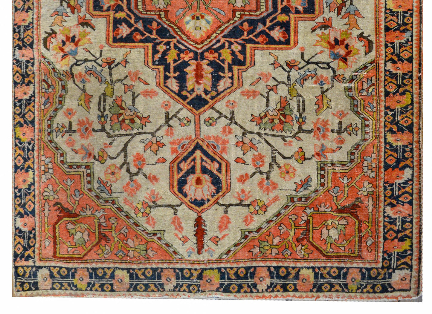 Wild Early 20th Century Sarouk Farahan Rug For Sale