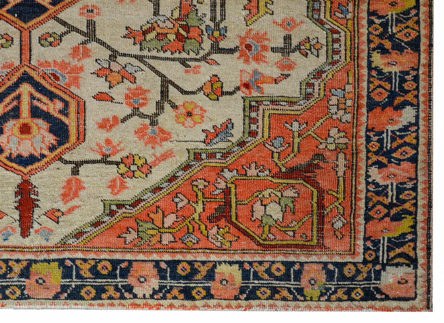Wild Early 20th Century Sarouk Farahan Rug For Sale