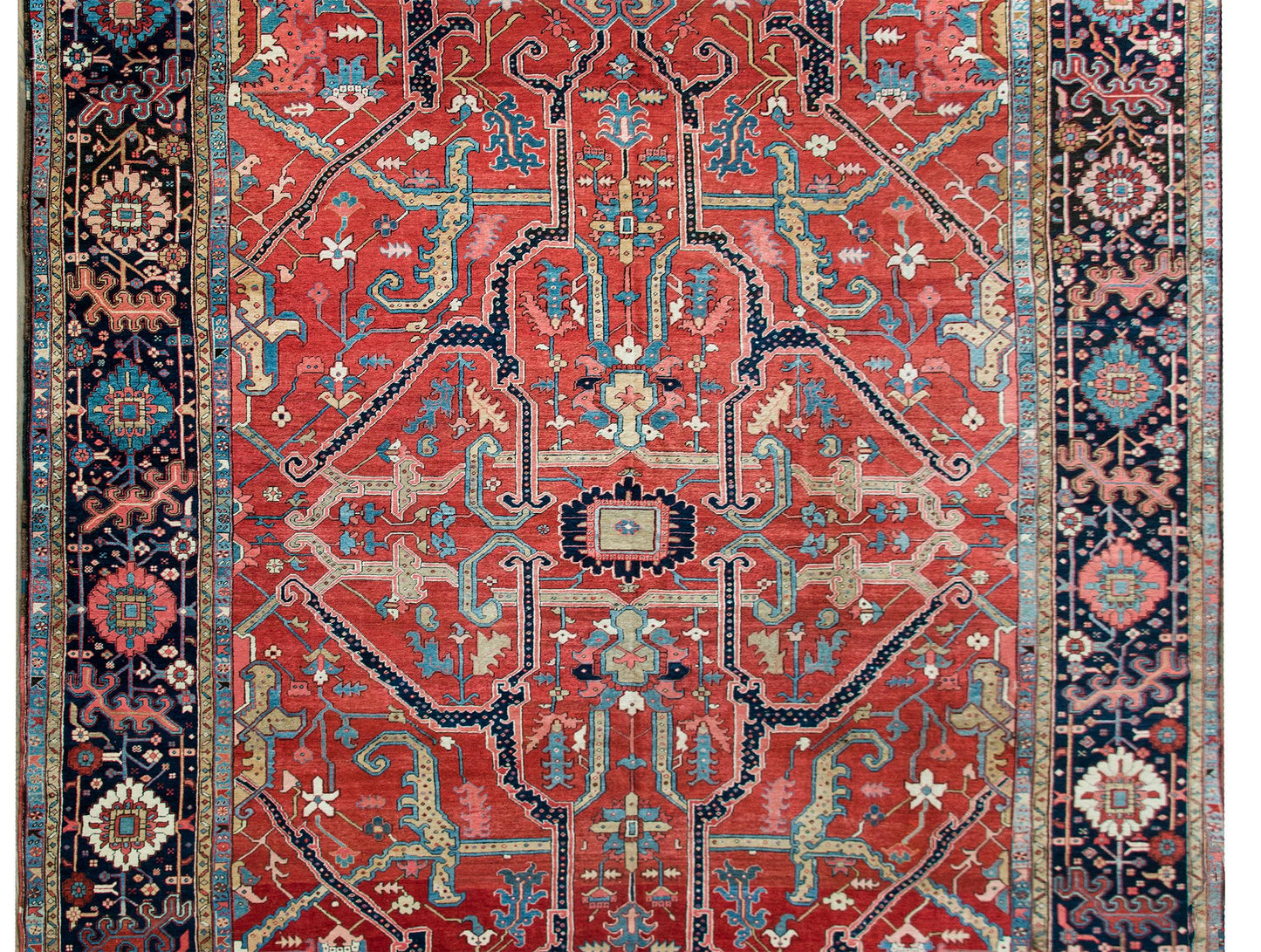 Late 19th Century Persian Serapi Rug For Sale