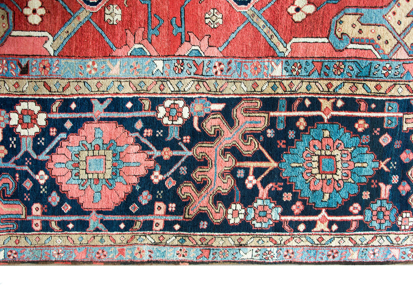 Late 19th Century Persian Serapi Rug For Sale