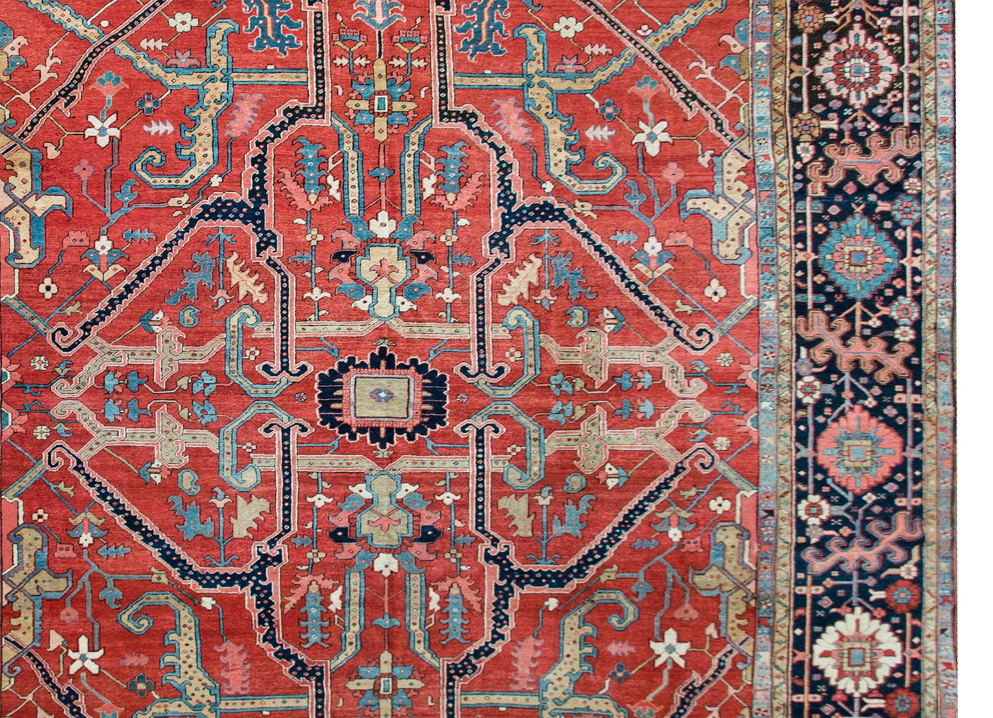 Late 19th Century Persian Serapi Rug For Sale