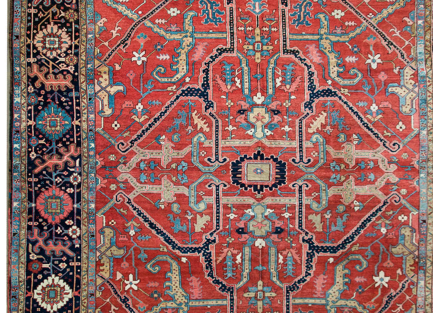 Late 19th Century Persian Serapi Rug For Sale