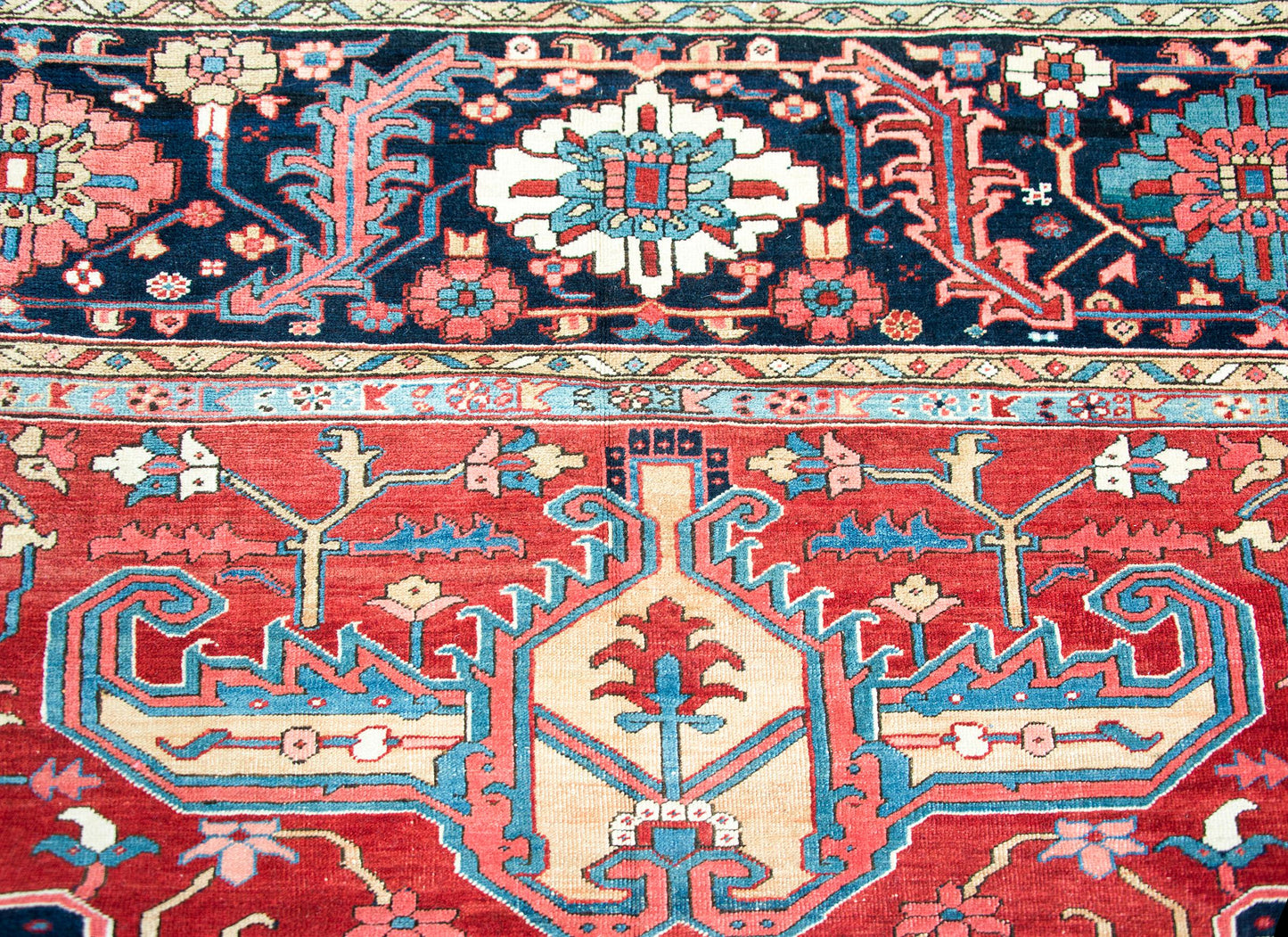 Late 19th Century Persian Serapi Rug For Sale