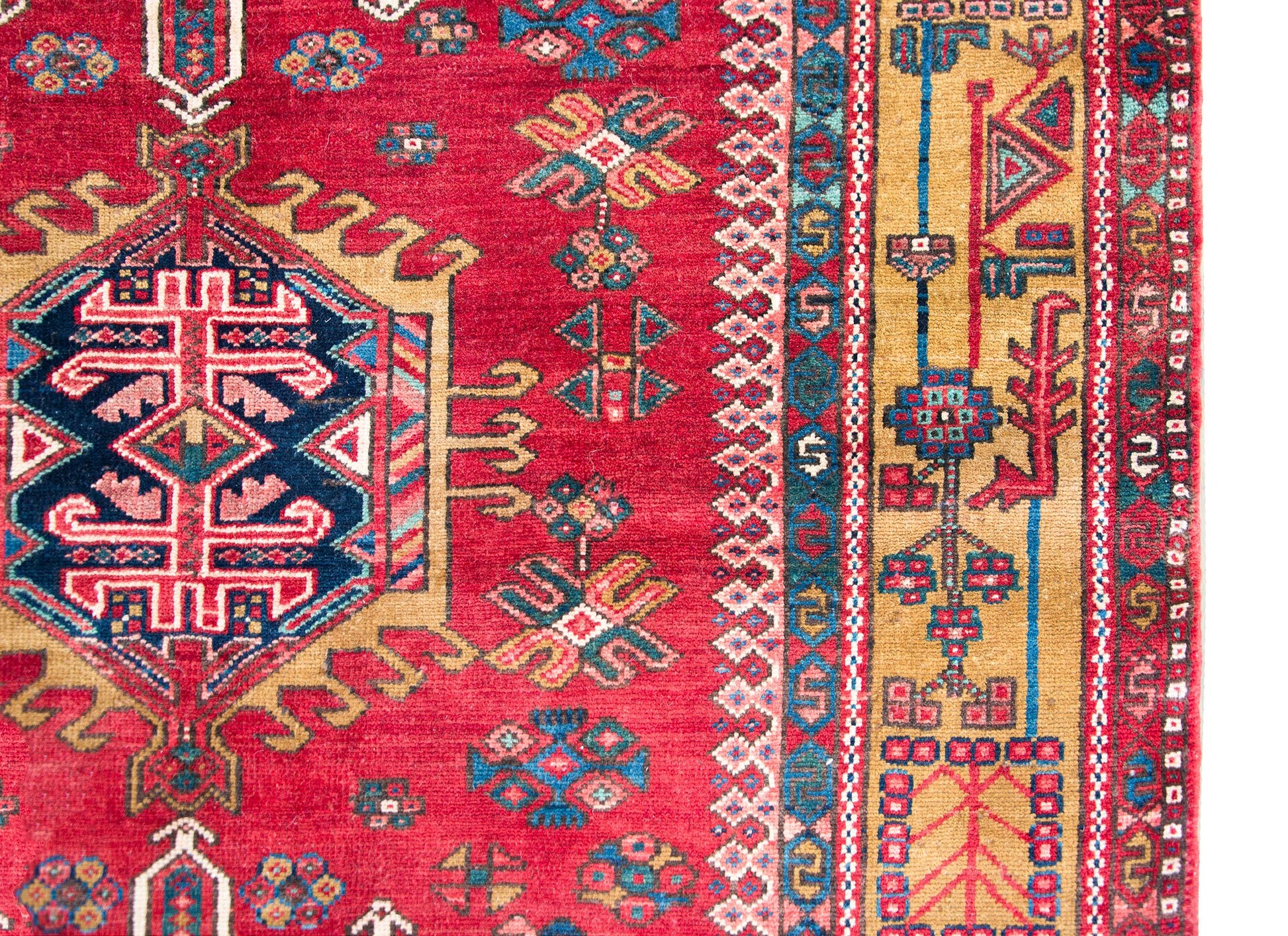 Early 20th Century Karaja Rug For Sale