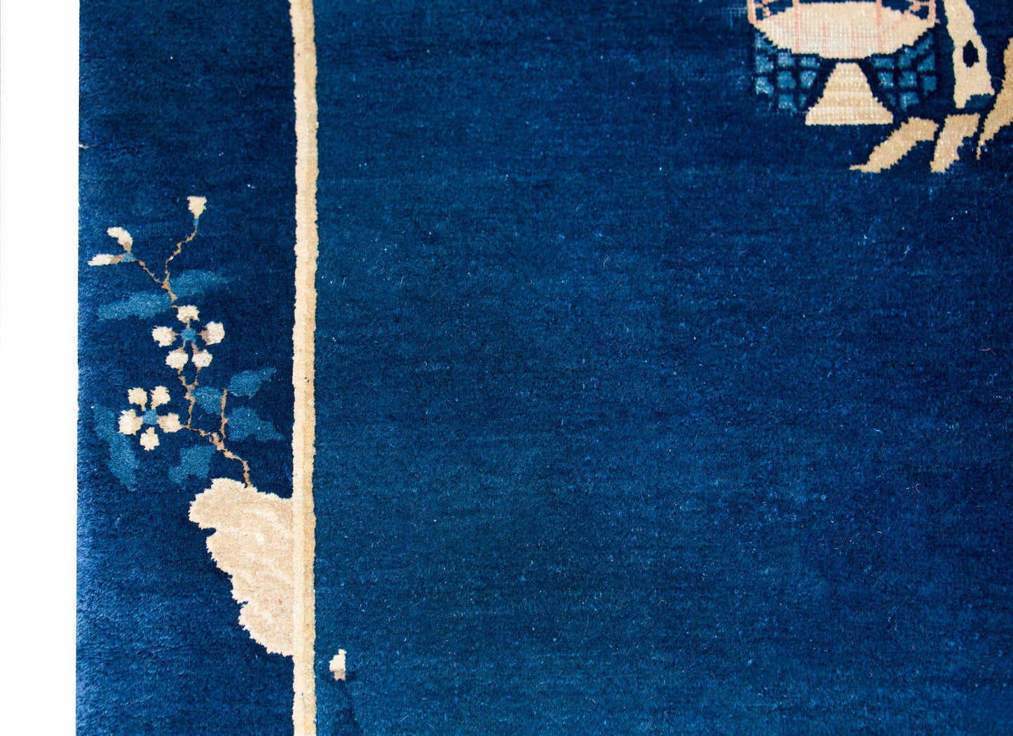 Early 20th Century Chinese Art Deco Rug For Sale