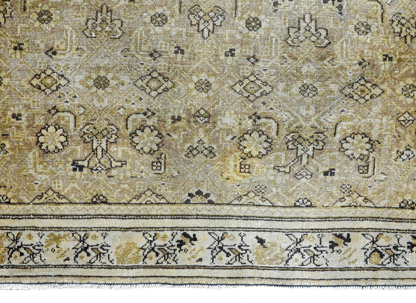 Mid-20th Century Malayer Rug For Sale
