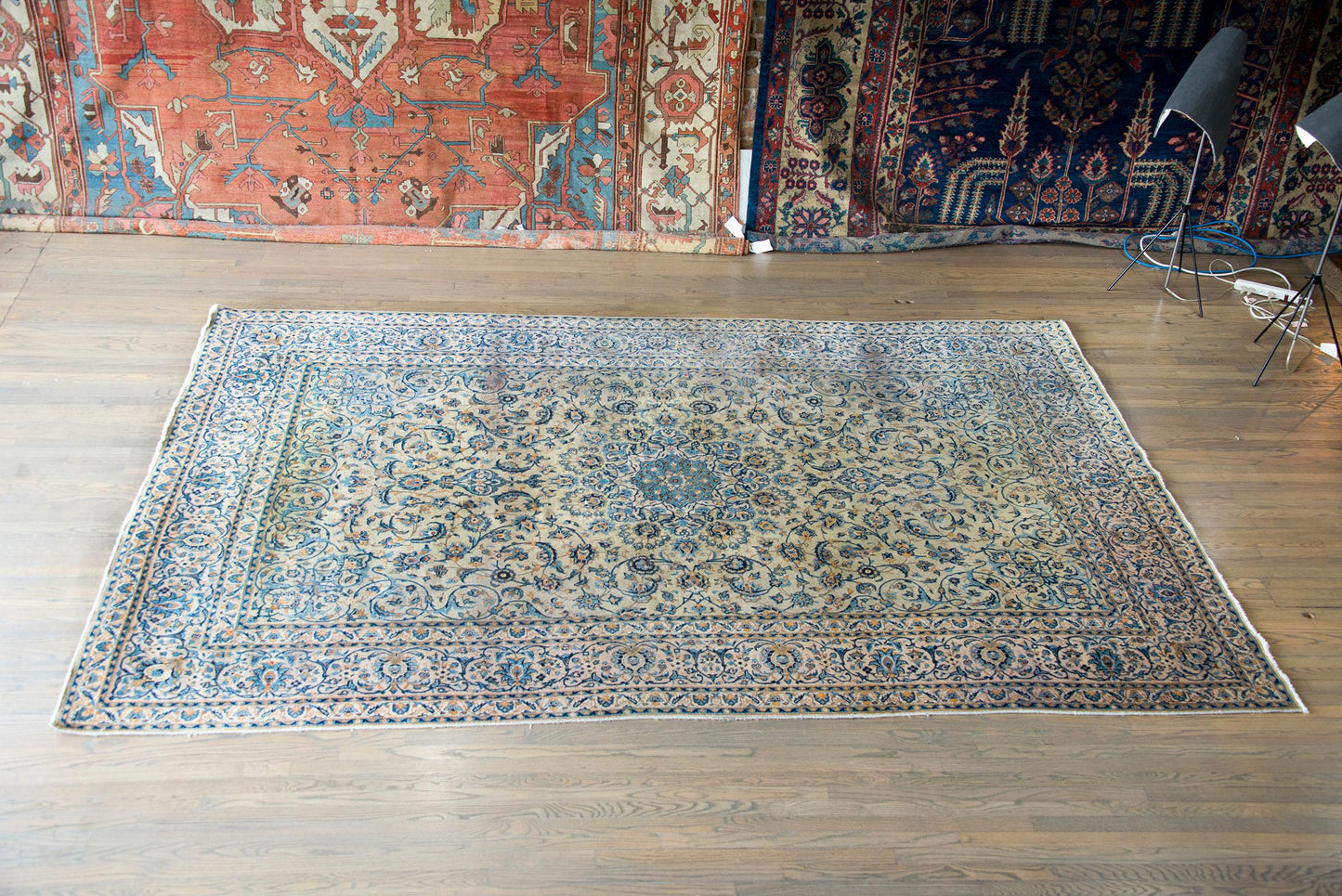 Early 20th Century Persian Kashan Rug For Sale