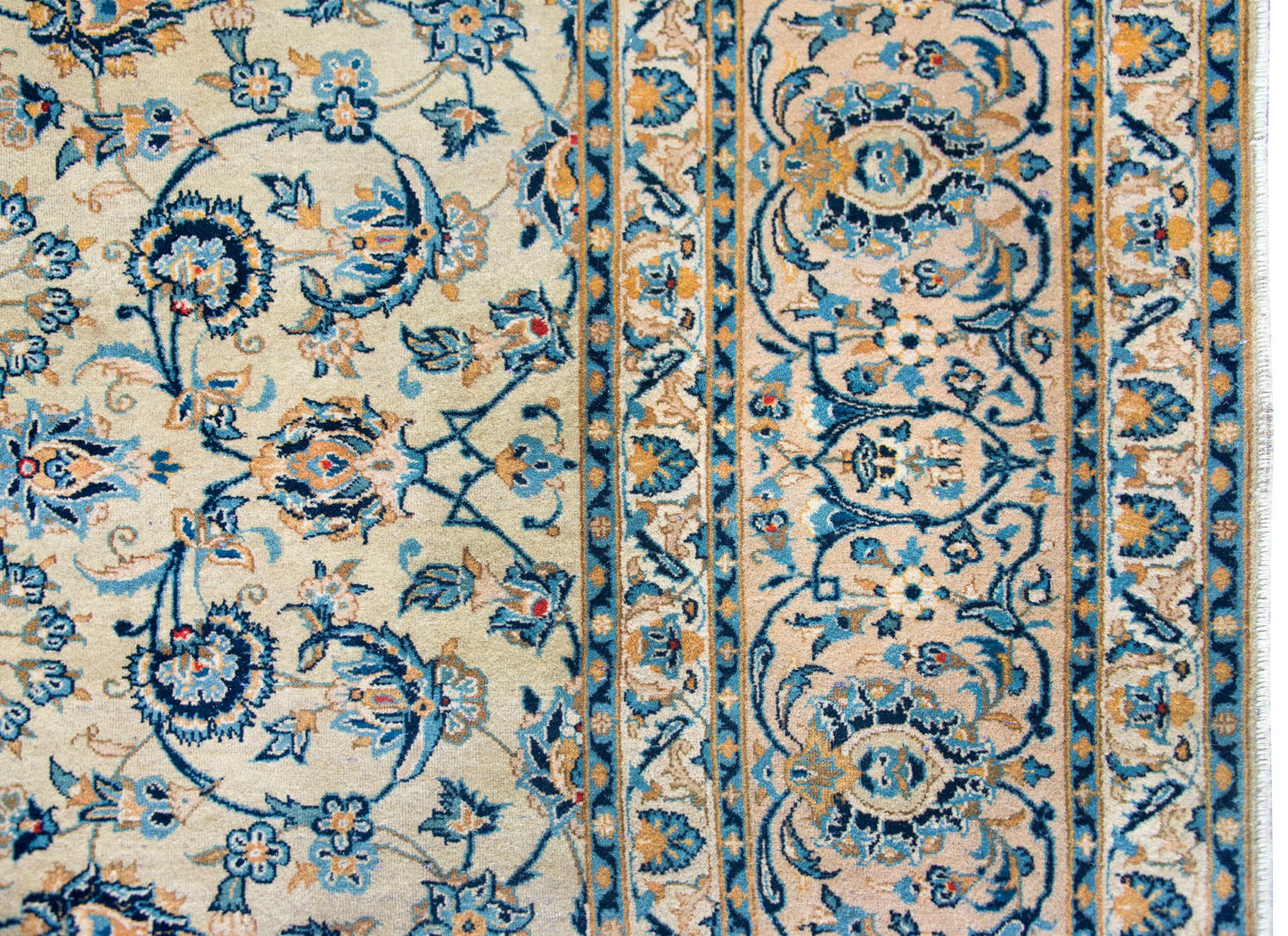 Early 20th Century Persian Kashan Rug For Sale