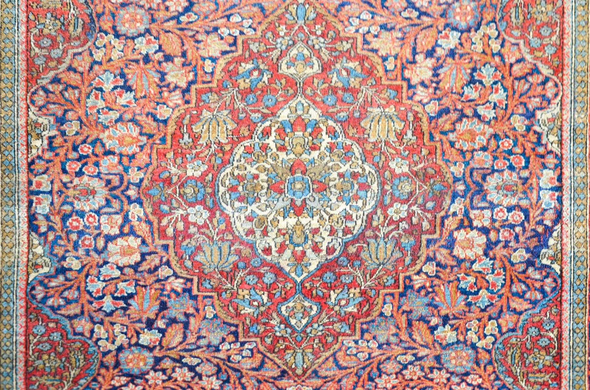 Early 20th Century Kashan Rug For Sale