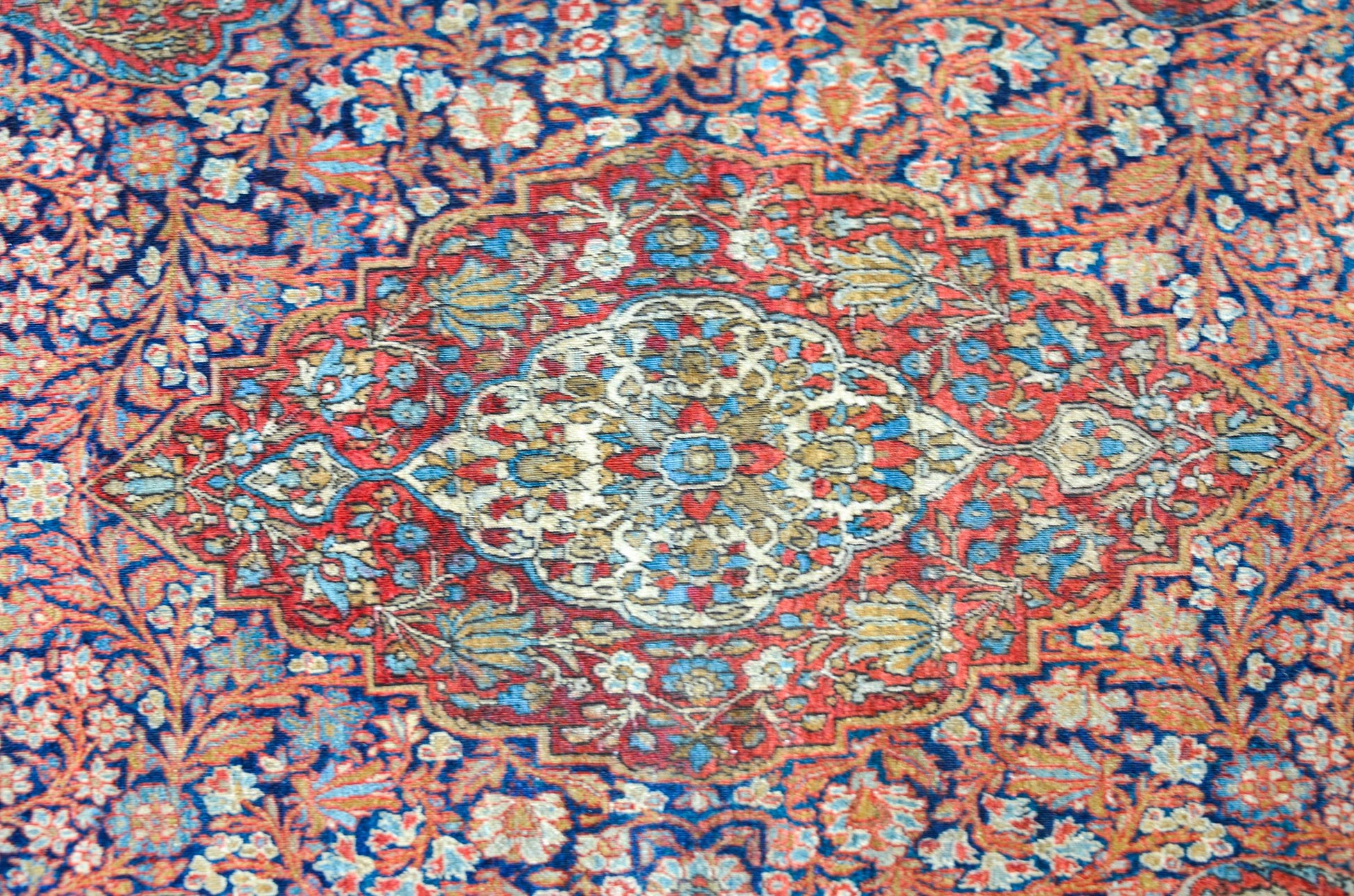 Early 20th Century Kashan Rug For Sale