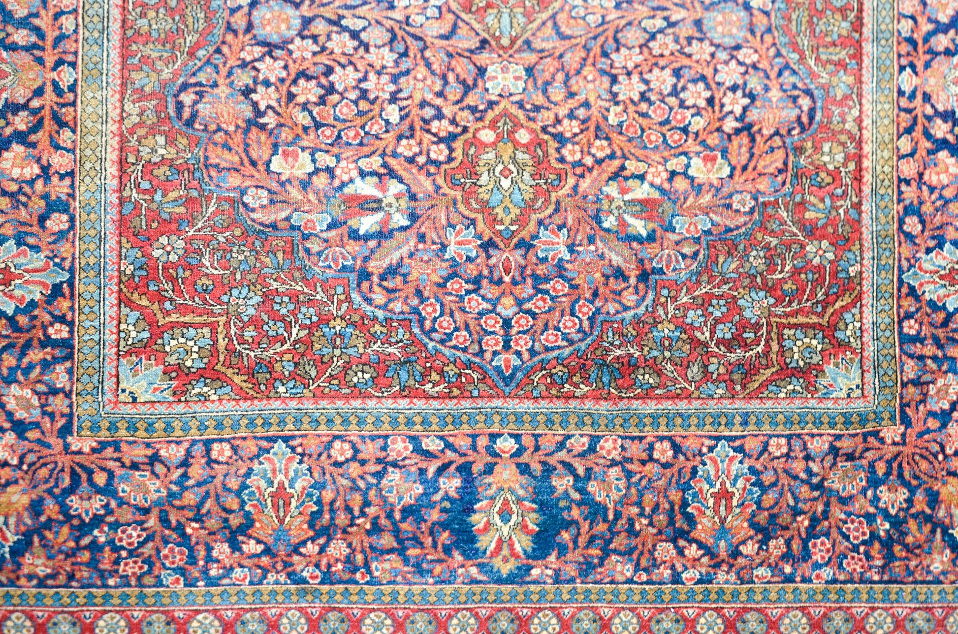 Early 20th Century Kashan Rug For Sale