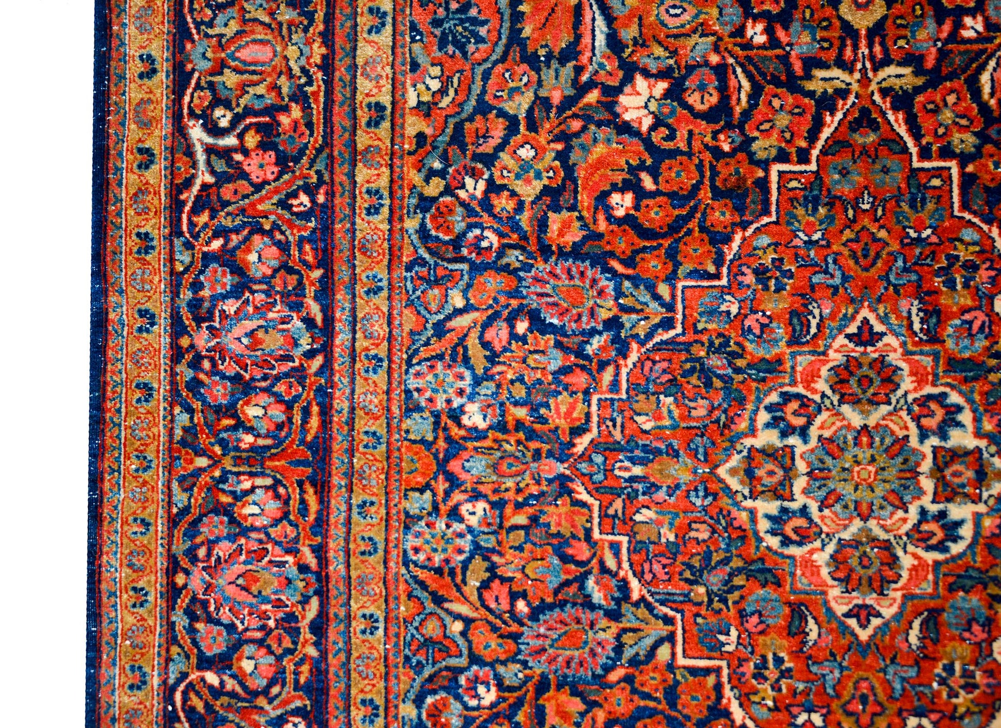 Early 20th Century Kashan Rug For Sale