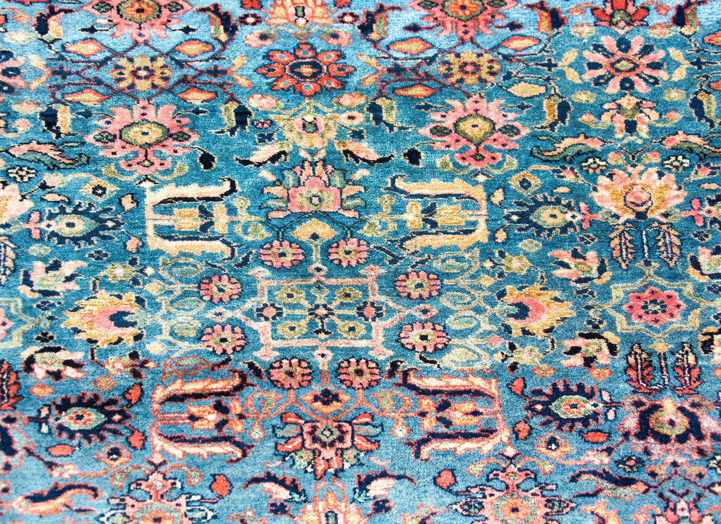 Early 20th Century Persian Bibikibad Rug For Sale