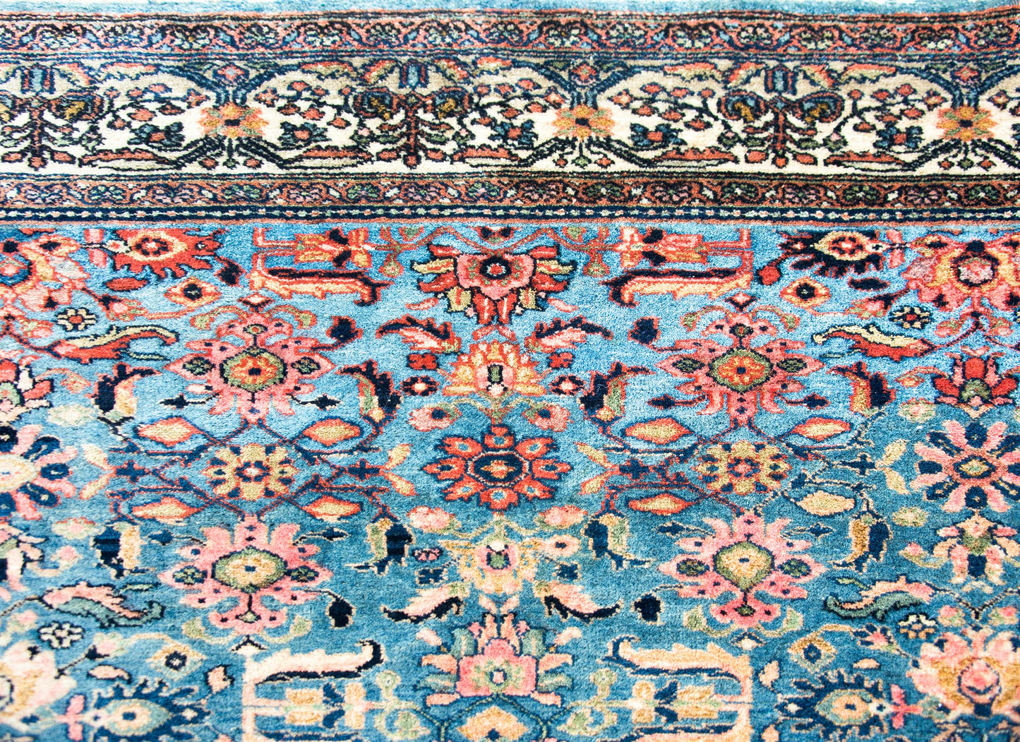 Early 20th Century Persian Bibikibad Rug For Sale