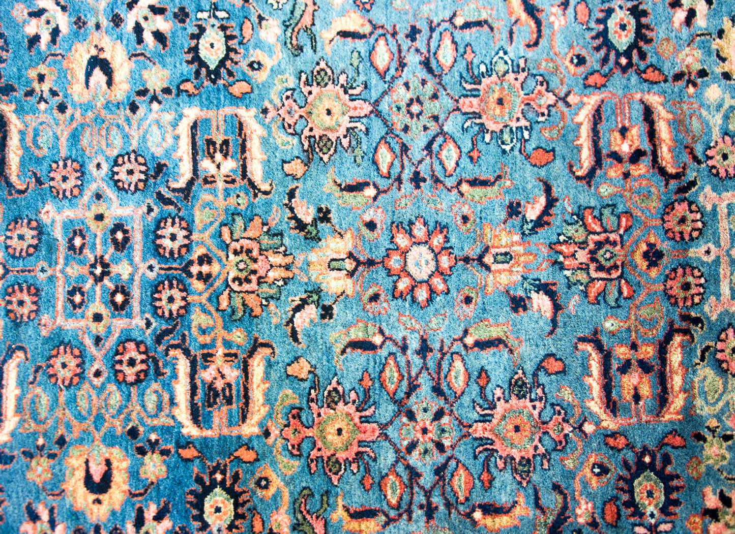 Early 20th Century Persian Bibikibad Rug For Sale