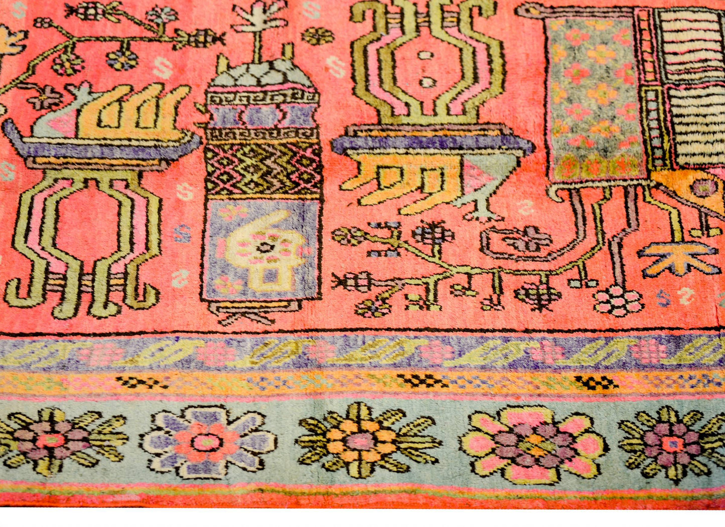 Wonderful Early 20th Century Pictorial Khotan Rug For Sale