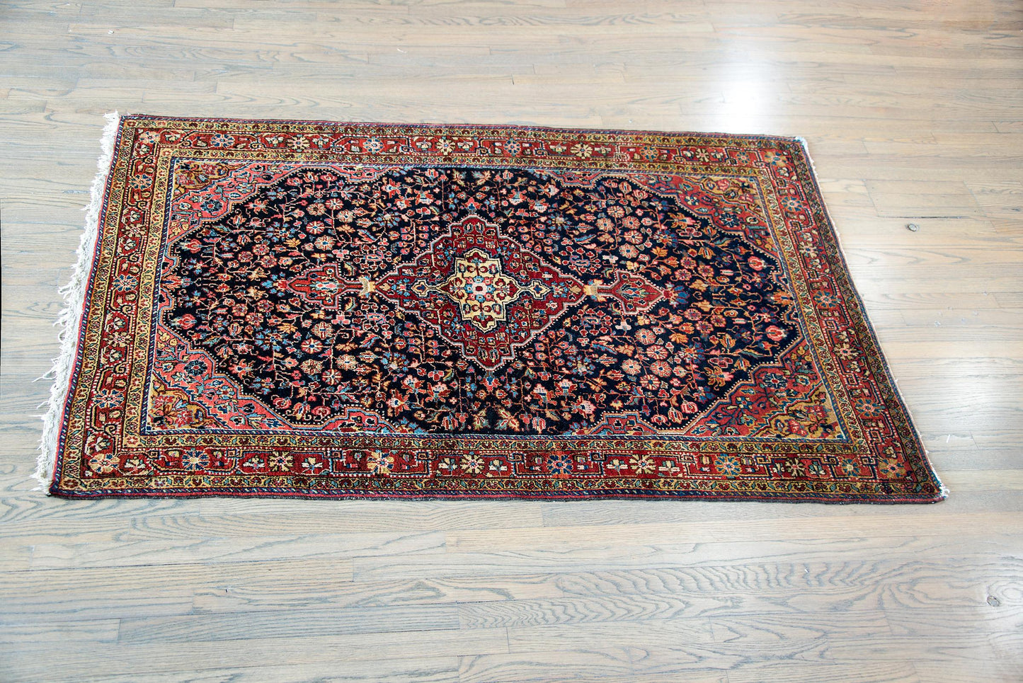 Early 20th Century Persian Bidjar Rug For Sale