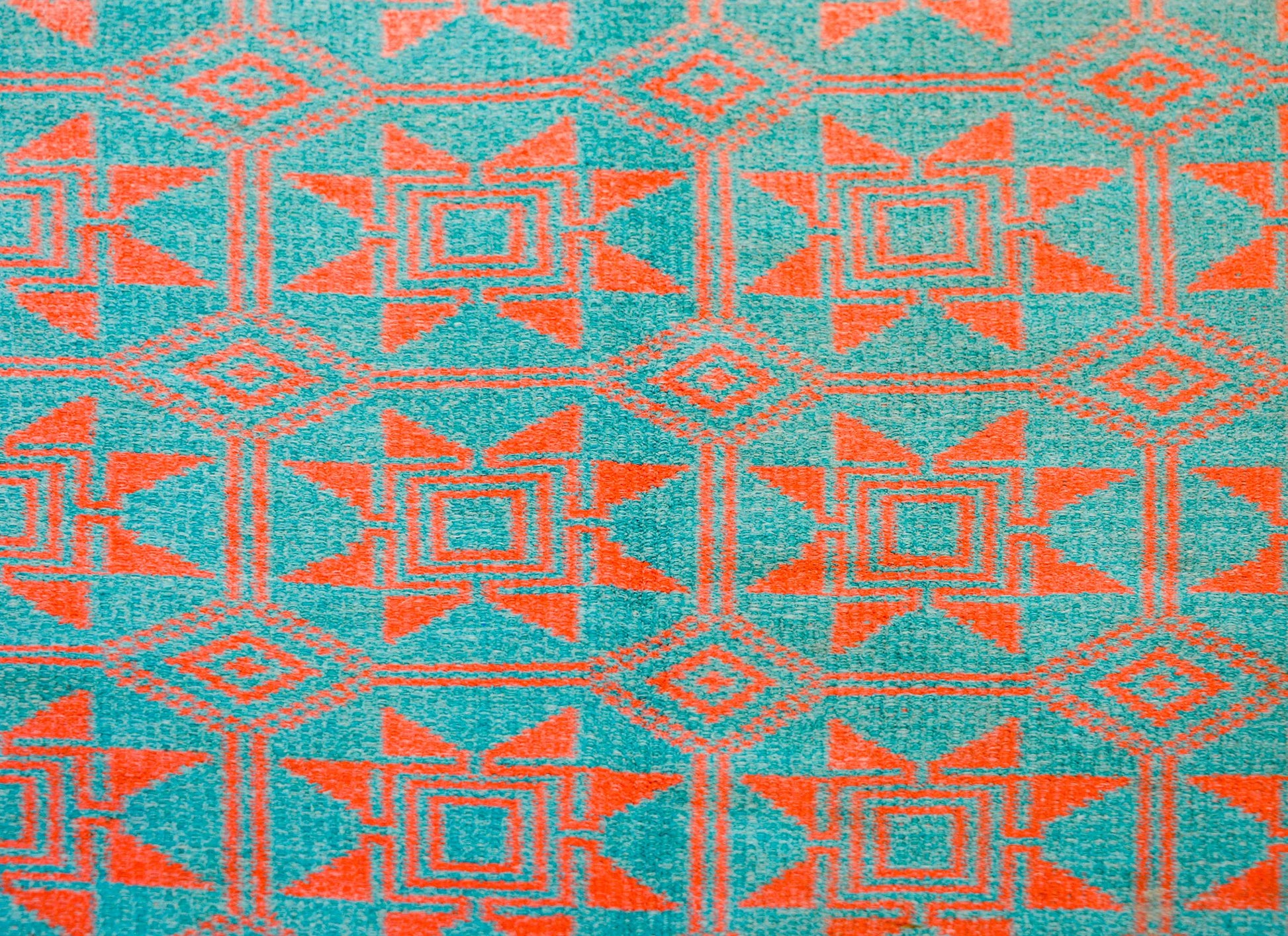 Amazing Reversible Early 20th Century Saveh Kilim Rug For Sale