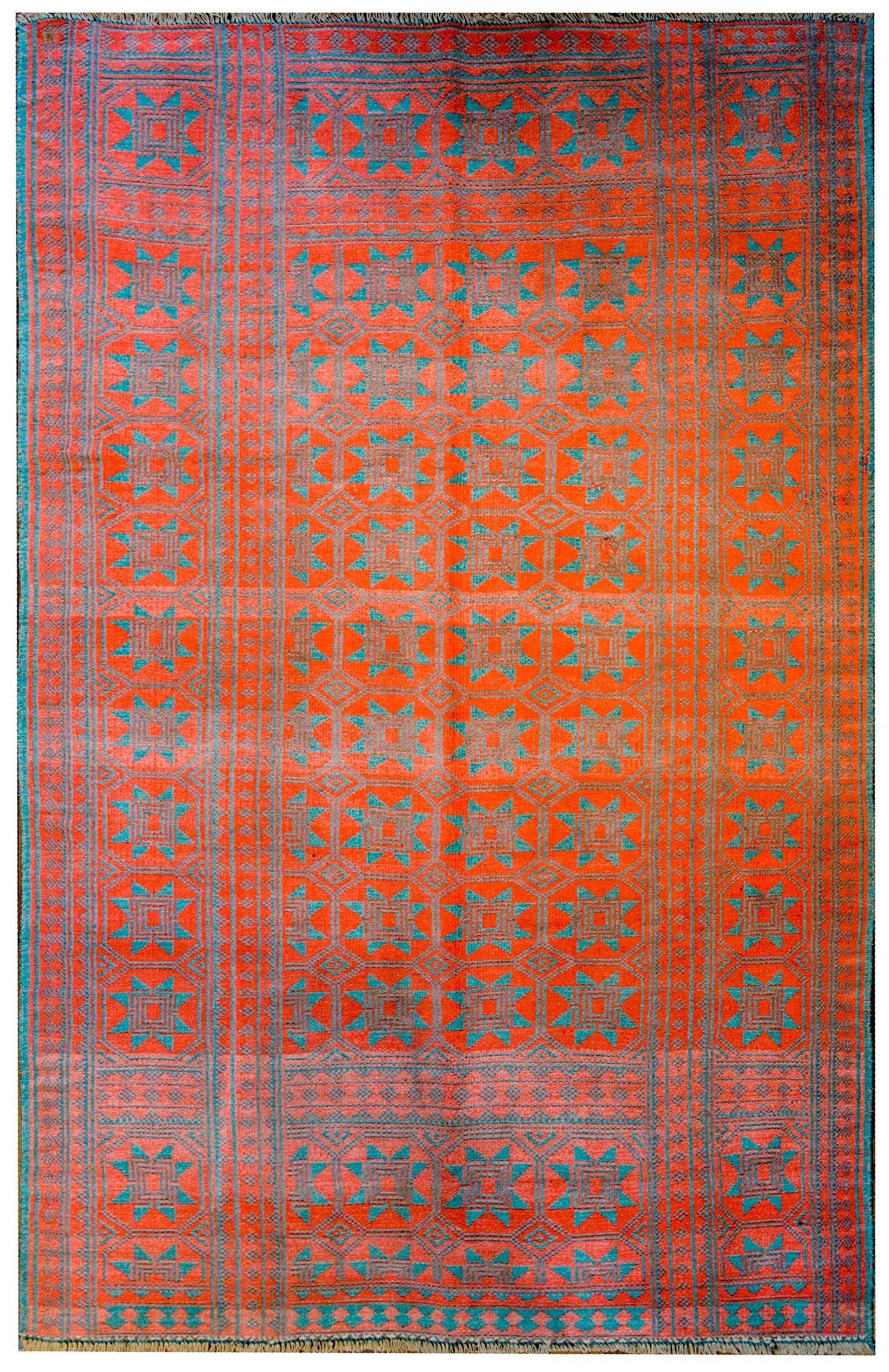 Amazing Reversible Early 20th Century Saveh Kilim Rug For Sale