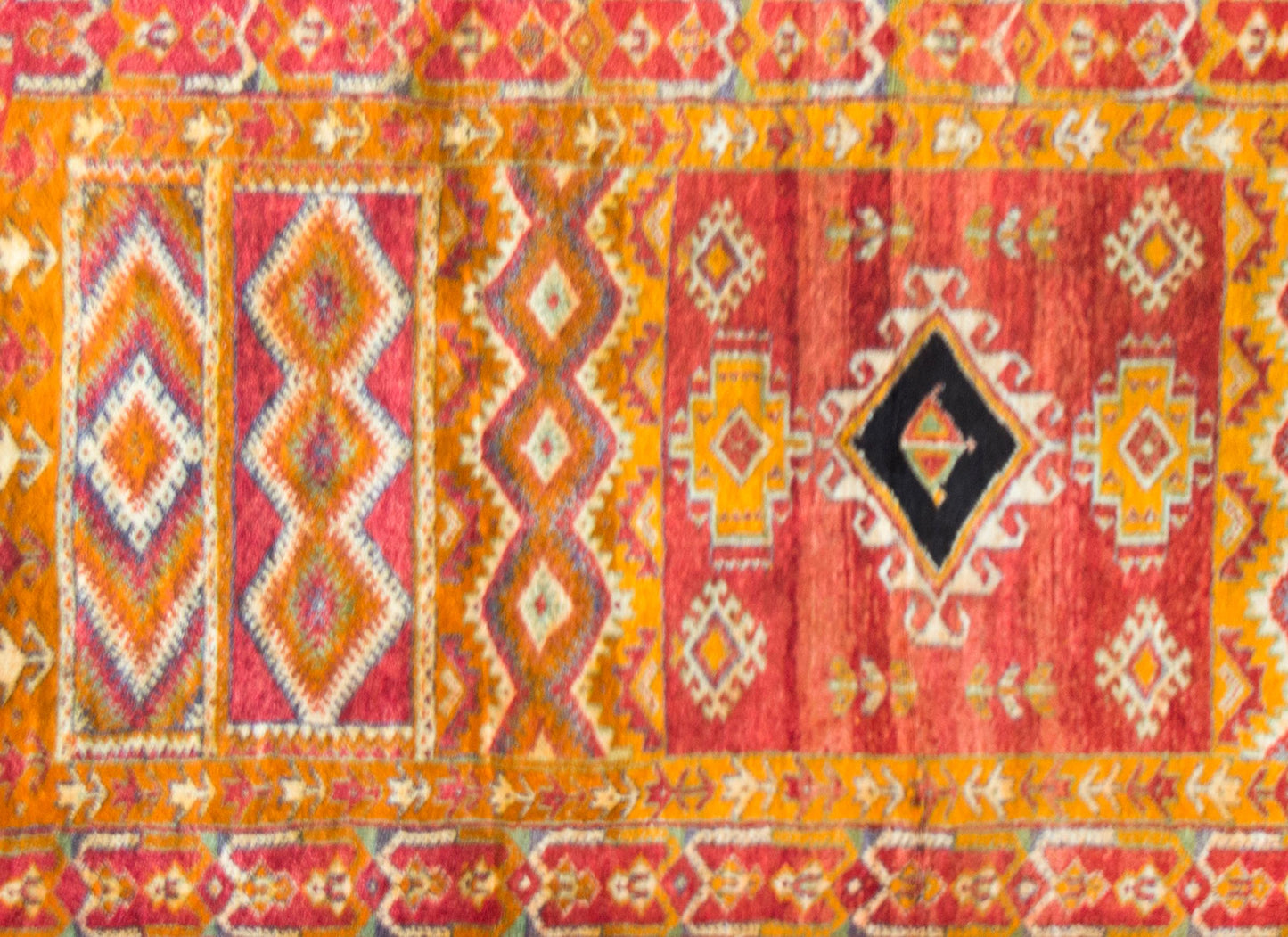 Vintage 20th Century Moroccan Rug For Sale