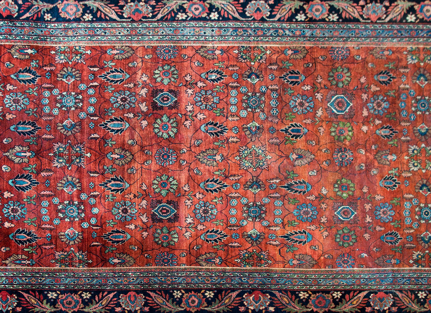 Early 20th Century Persian Sarouk Mahal Rug For Sale