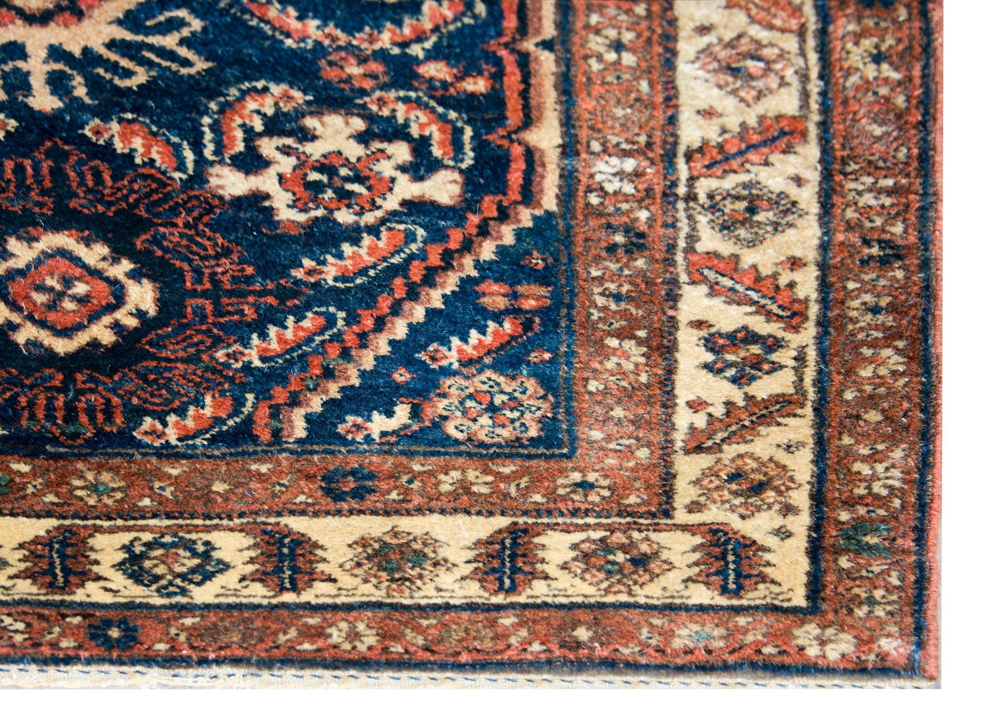 Early 20th Century Hamadan Rug For Sale