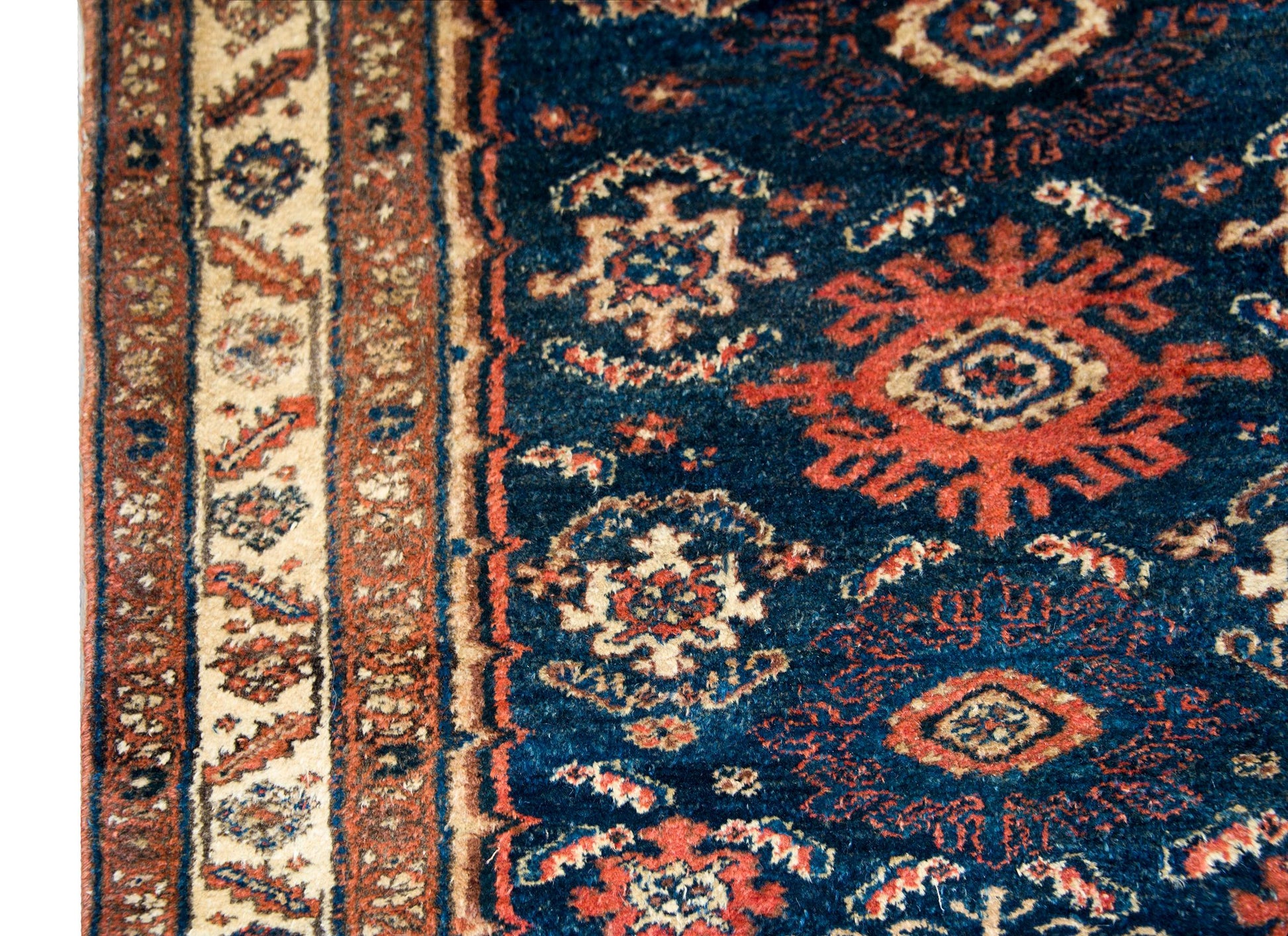 Early 20th Century Hamadan Rug For Sale