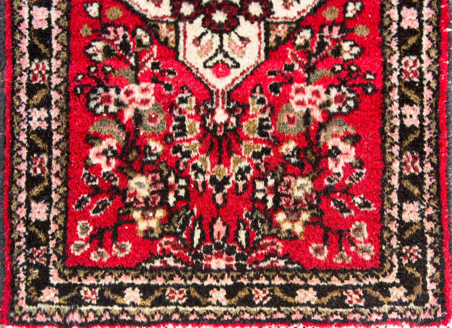 Mid-20th Century Persian Hamadan Rug For Sale