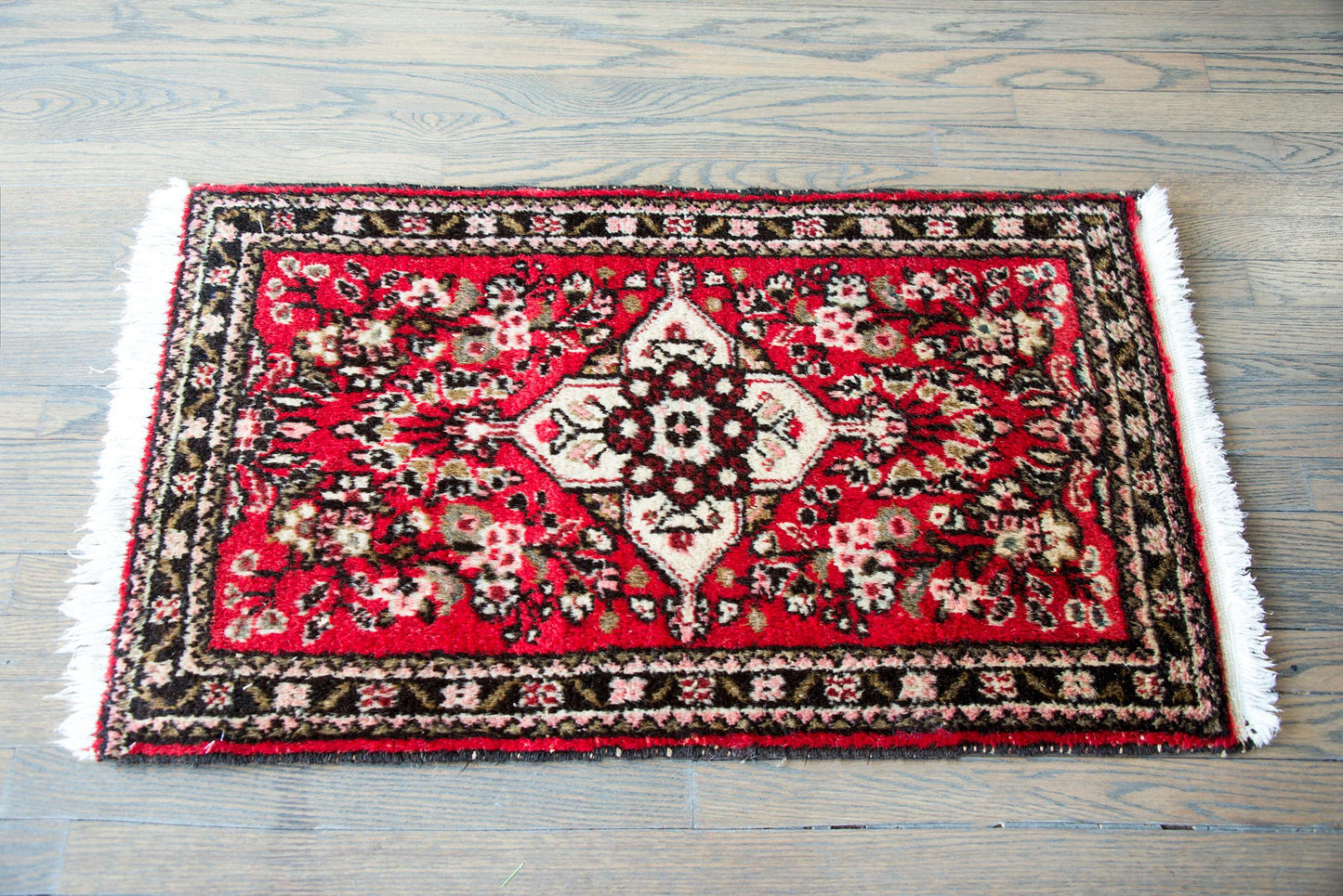 Mid-20th Century Persian Hamadan Rug For Sale