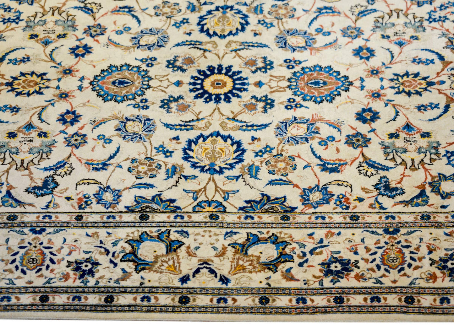 Early 20th Century Kashan Rug For Sale