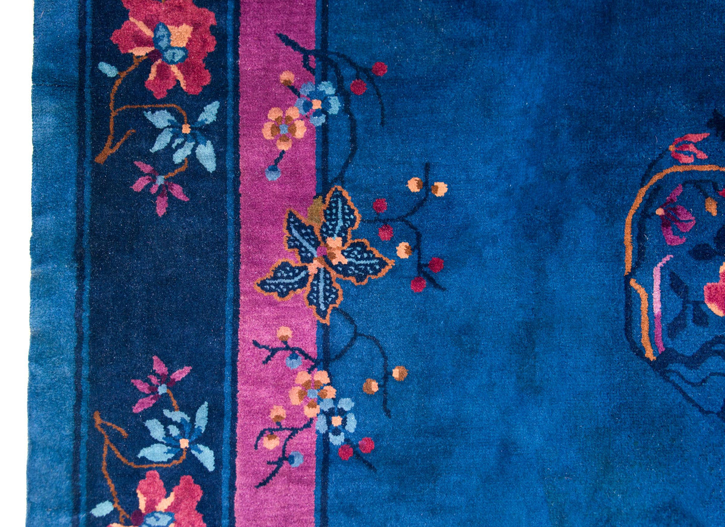 Early 20th Century Chinese Art Deco Rug For Sale