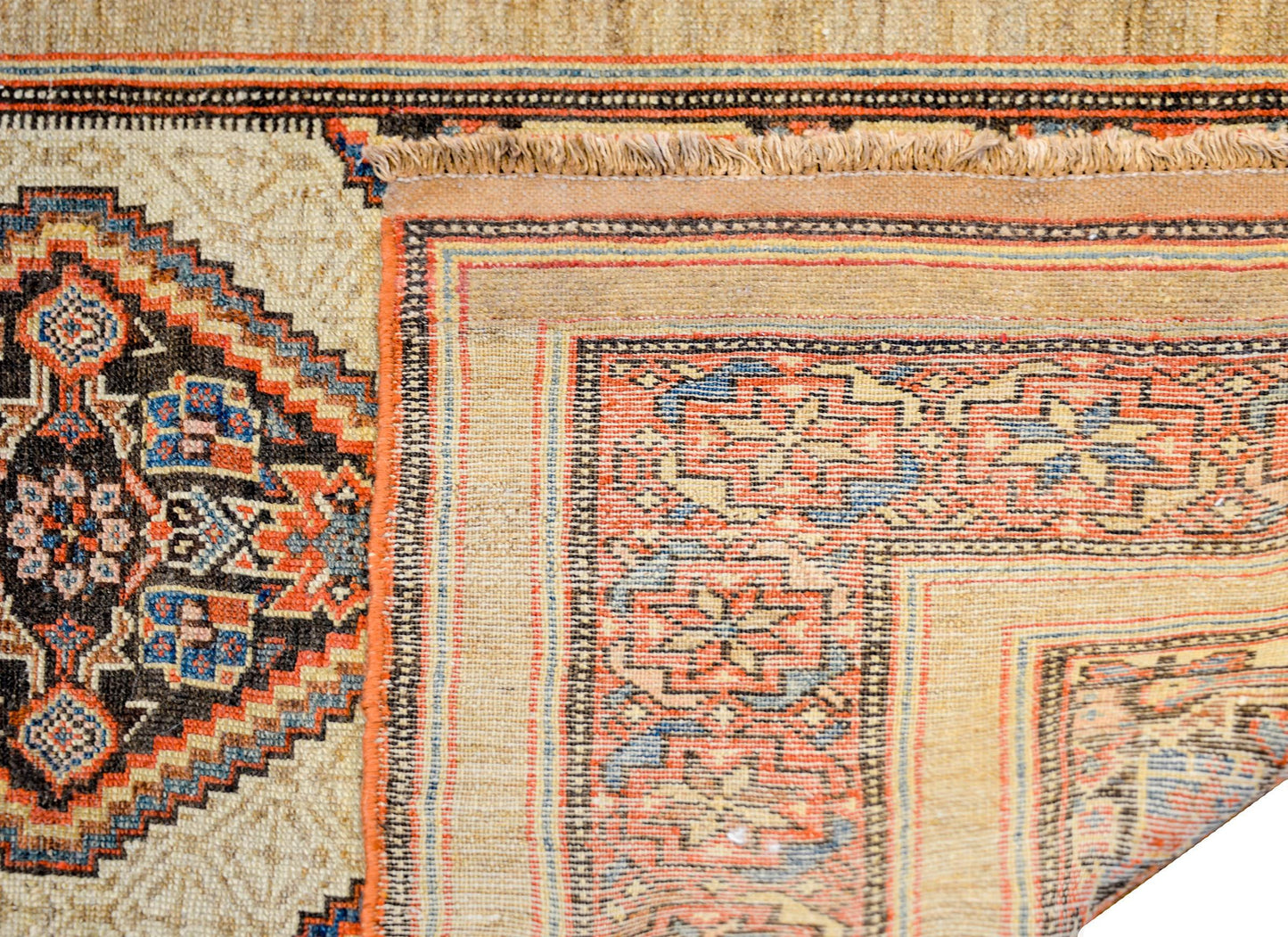 Gorgeous Late 19th Century Serab Rug For Sale