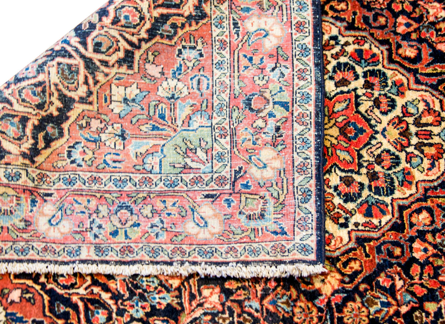 Wonderful Early 20th Century Sarouk Rug For Sale