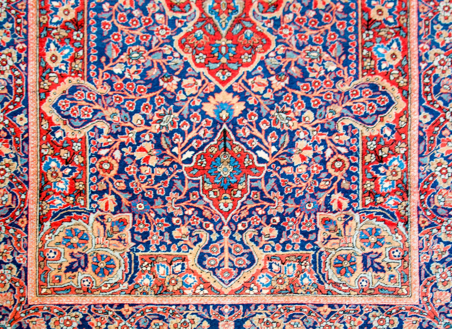 Exceptional Early 20th Century Kashan Rug For Sale