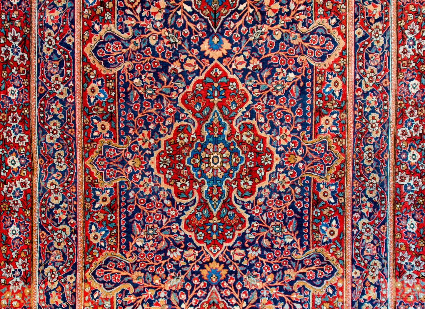 Exceptional Early 20th Century Kashan Rug For Sale