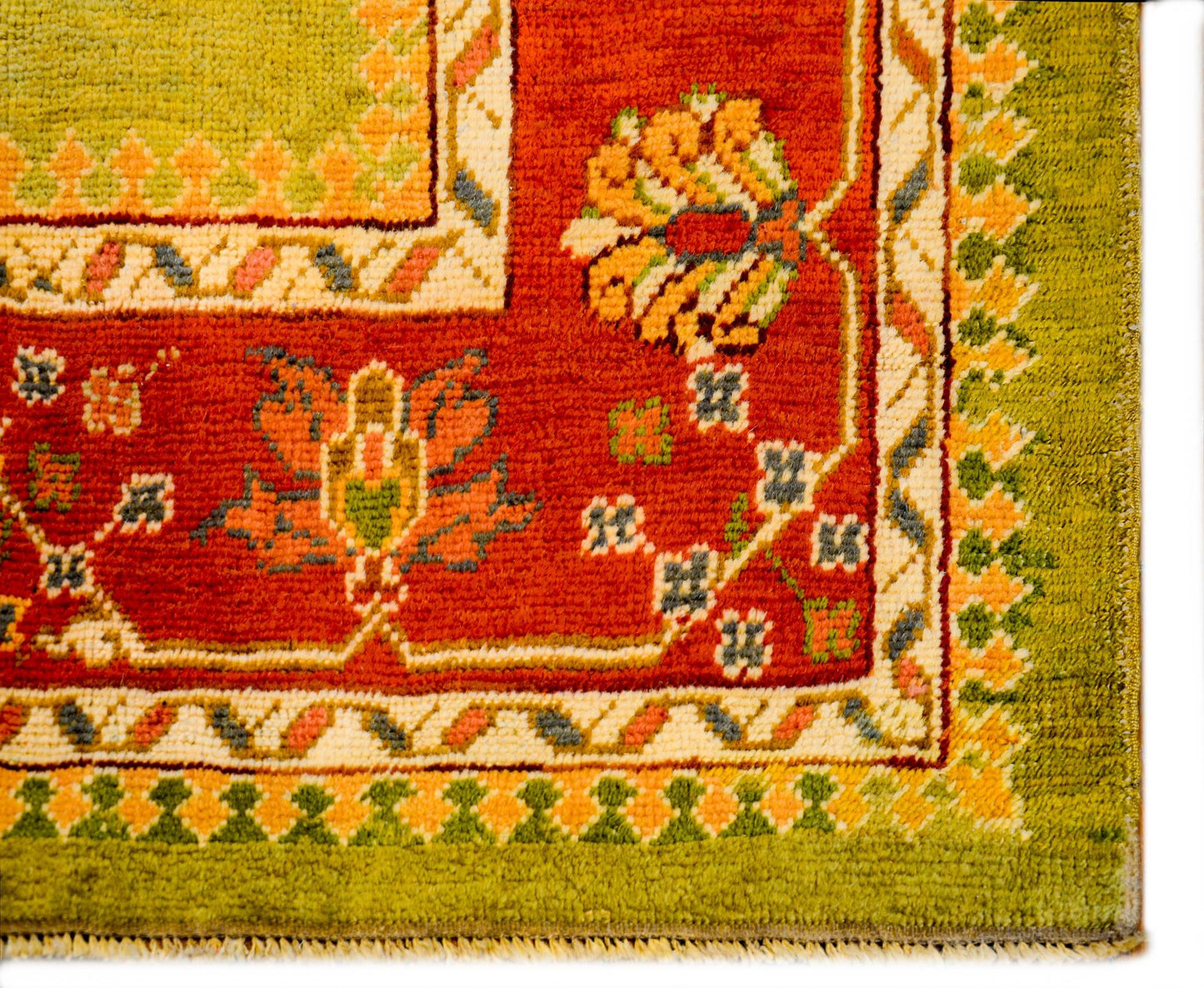 Wonderful Early 20th Century Oushak Rug For Sale