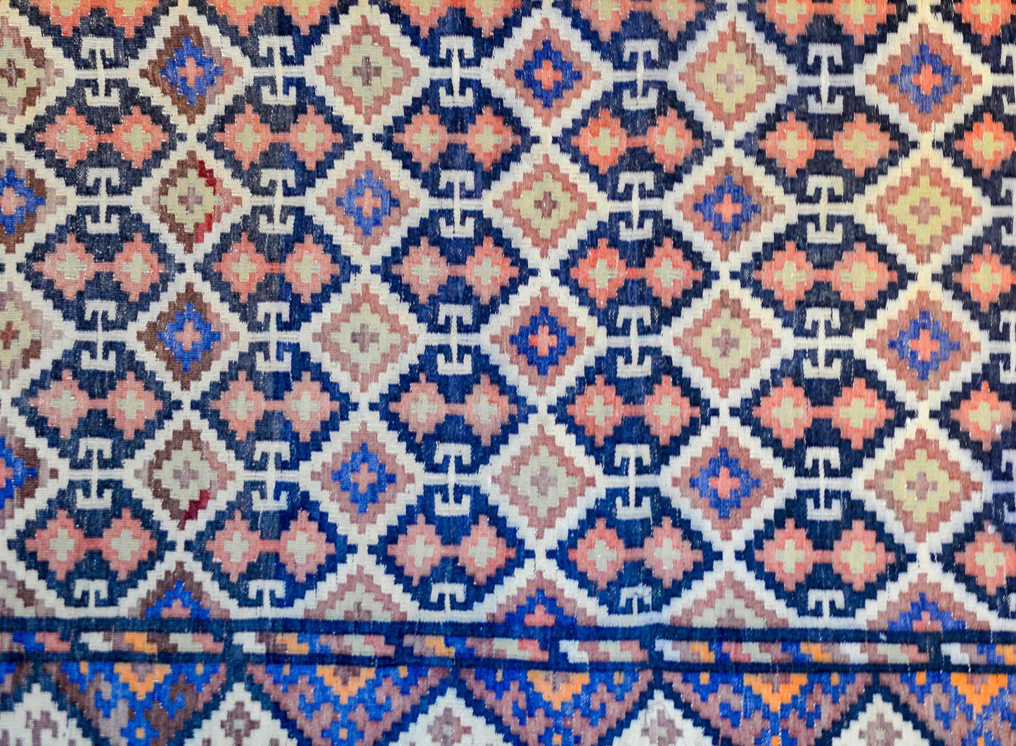Amazing Early 20th Century Saveh Kilim Rug For Sale
