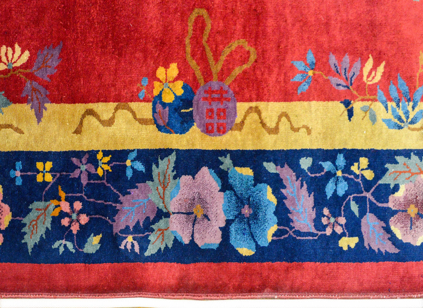 Beautiful Early 20th Century Chinese Art Deco Rug For Sale