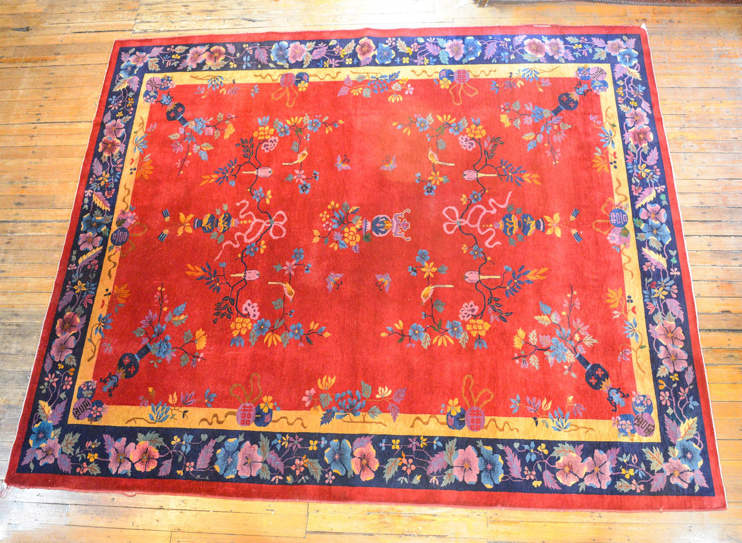 Beautiful Early 20th Century Chinese Art Deco Rug For Sale