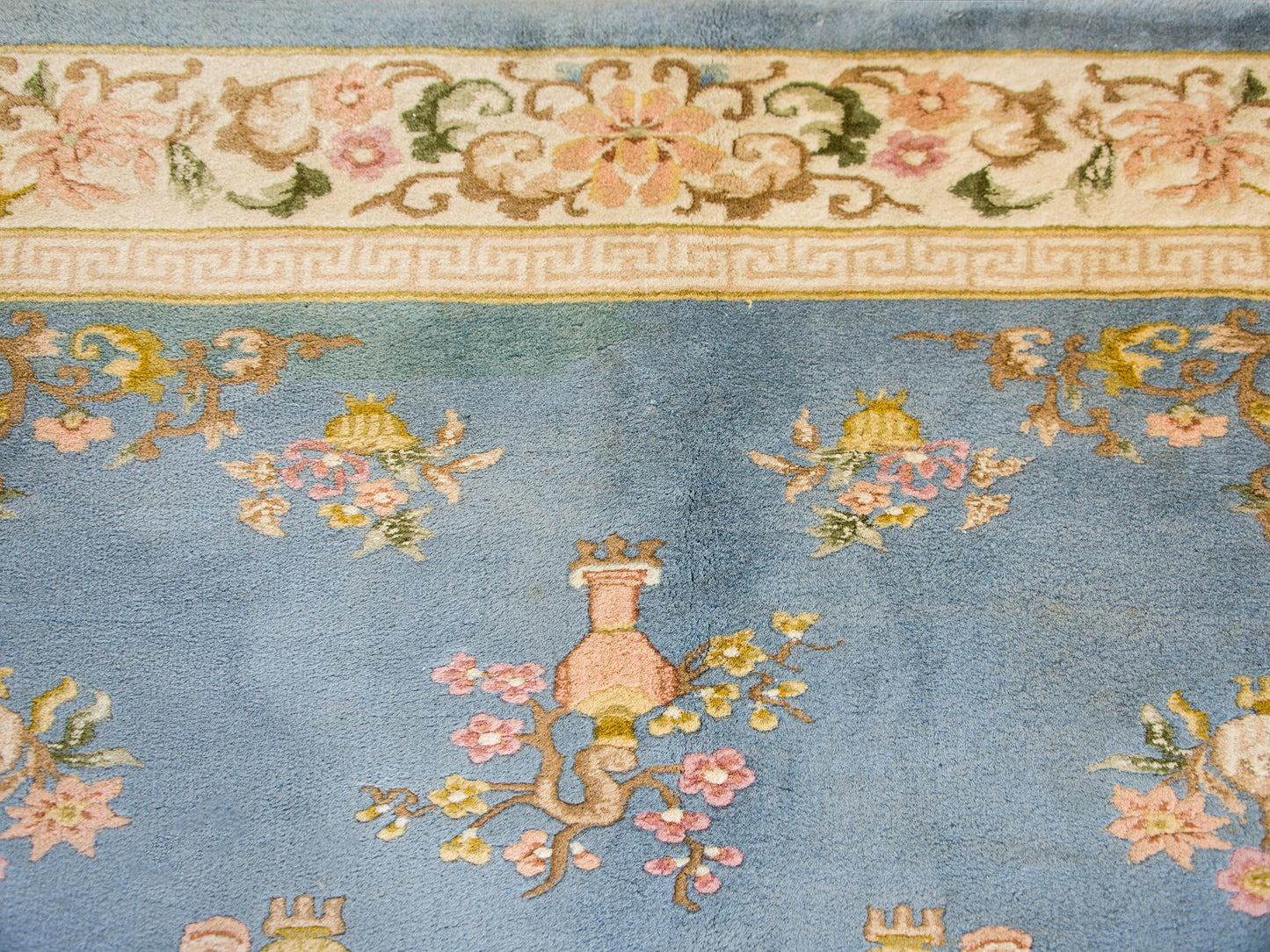 20th Century Chinese Rug For Sale