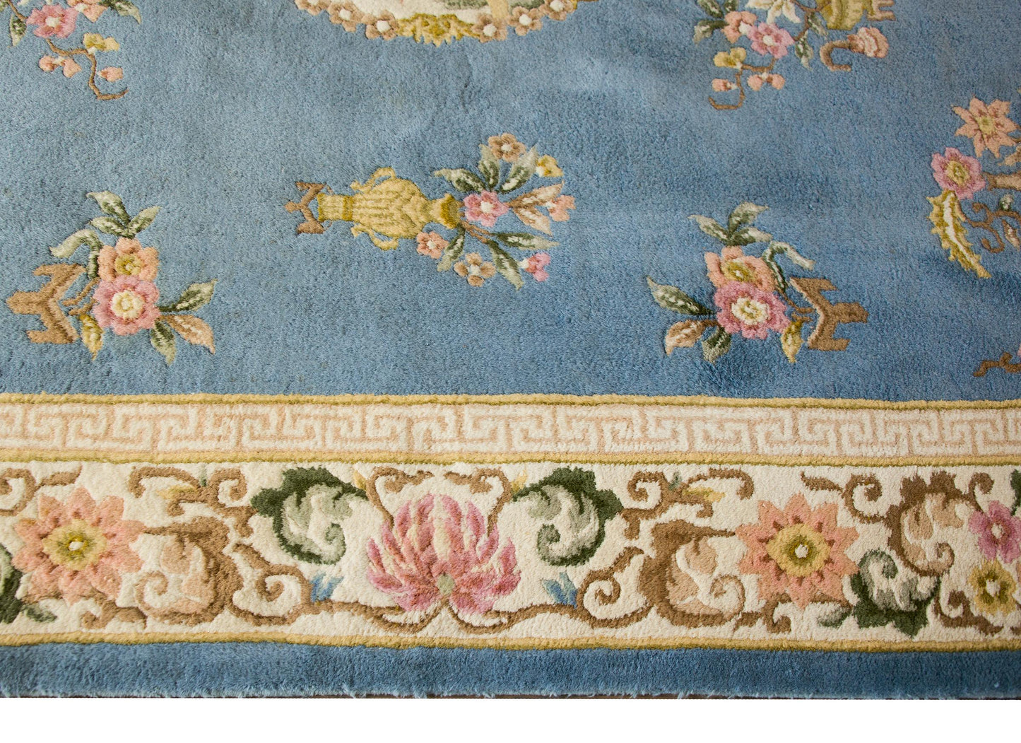 20th Century Chinese Rug For Sale