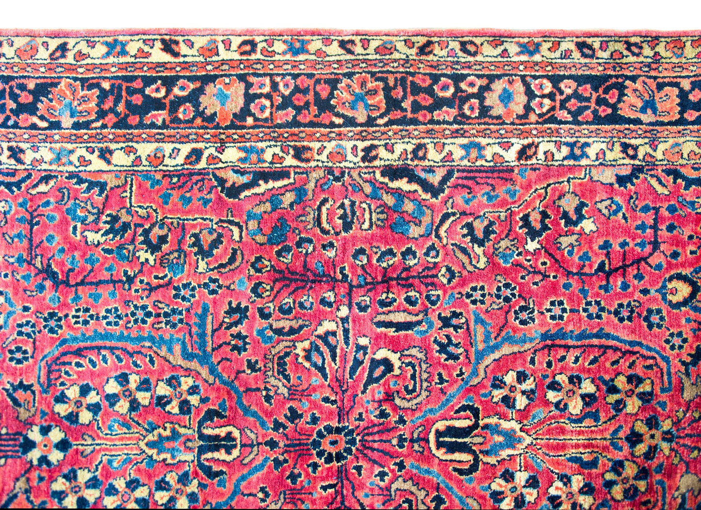 Early 20th Century Persian Sarouk Rug For Sale