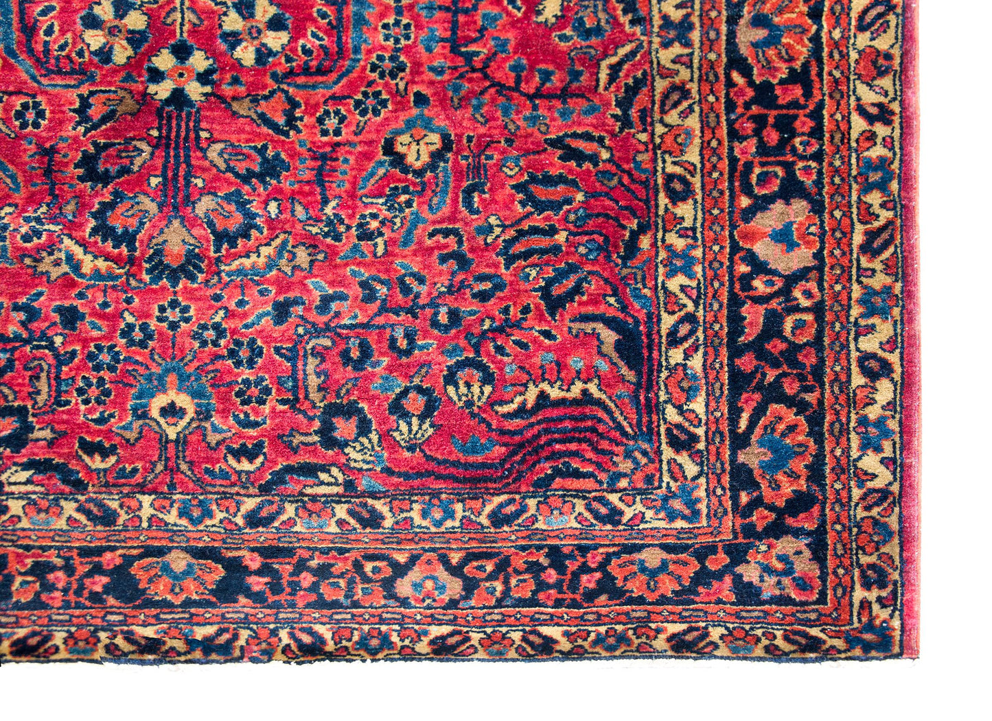 Early 20th Century Persian Sarouk Rug For Sale