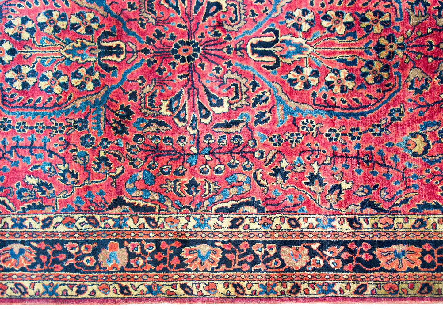 Early 20th Century Persian Sarouk Rug For Sale