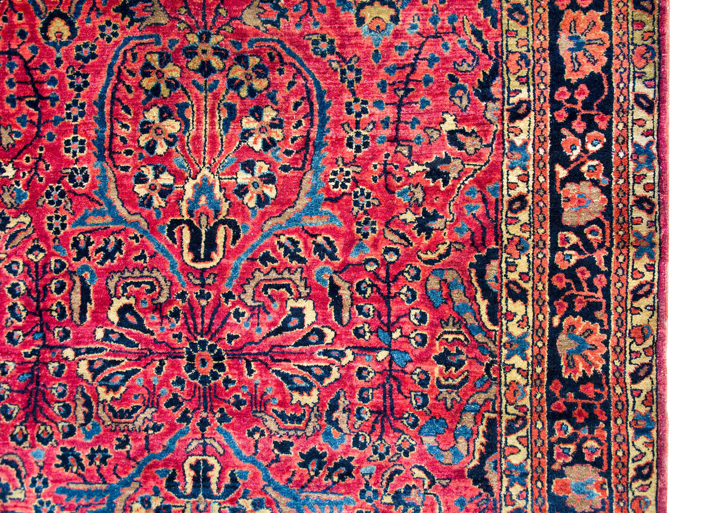 Early 20th Century Persian Sarouk Rug For Sale
