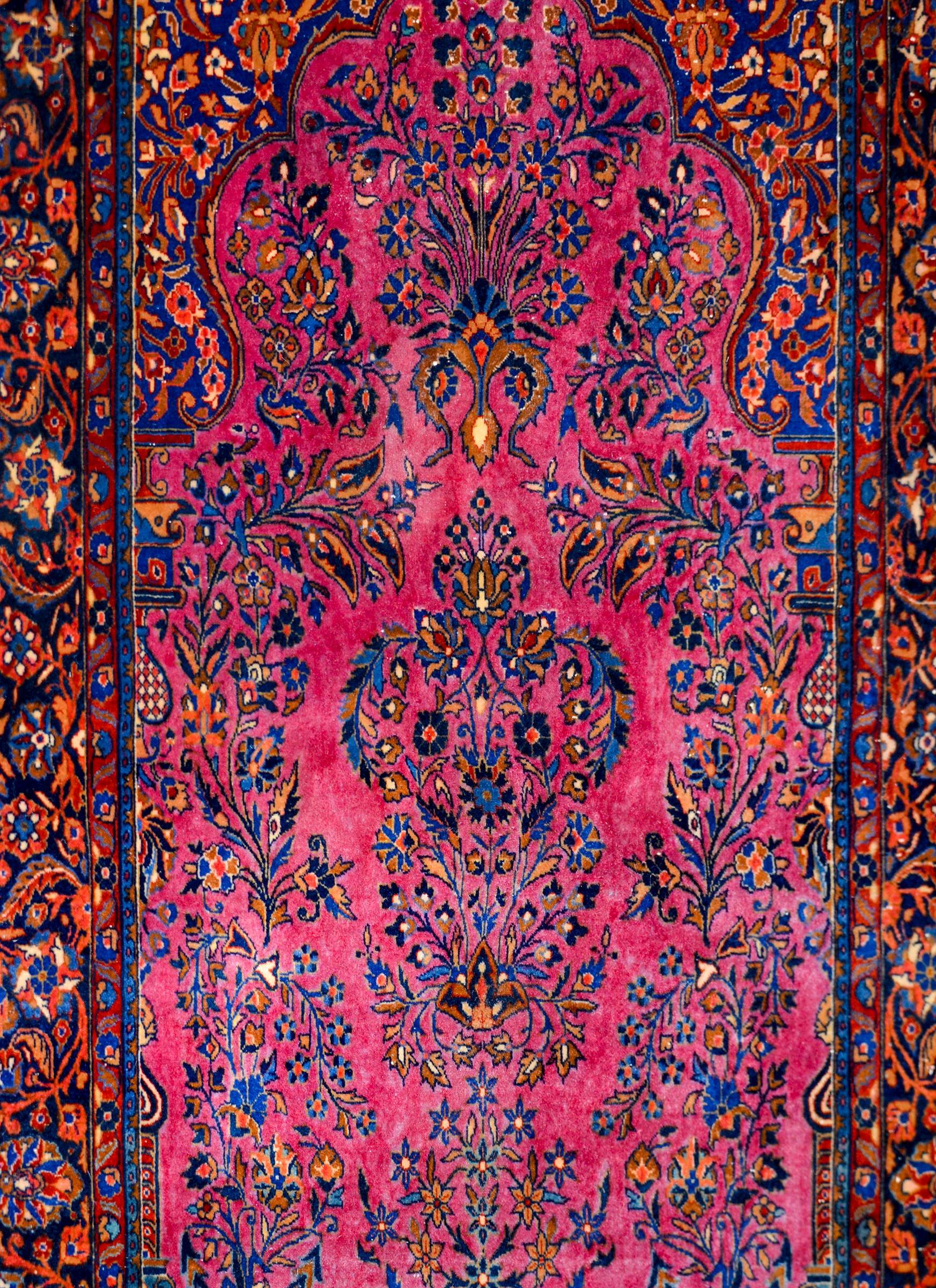 Early 20th Century Kashan Prayer Rug For Sale