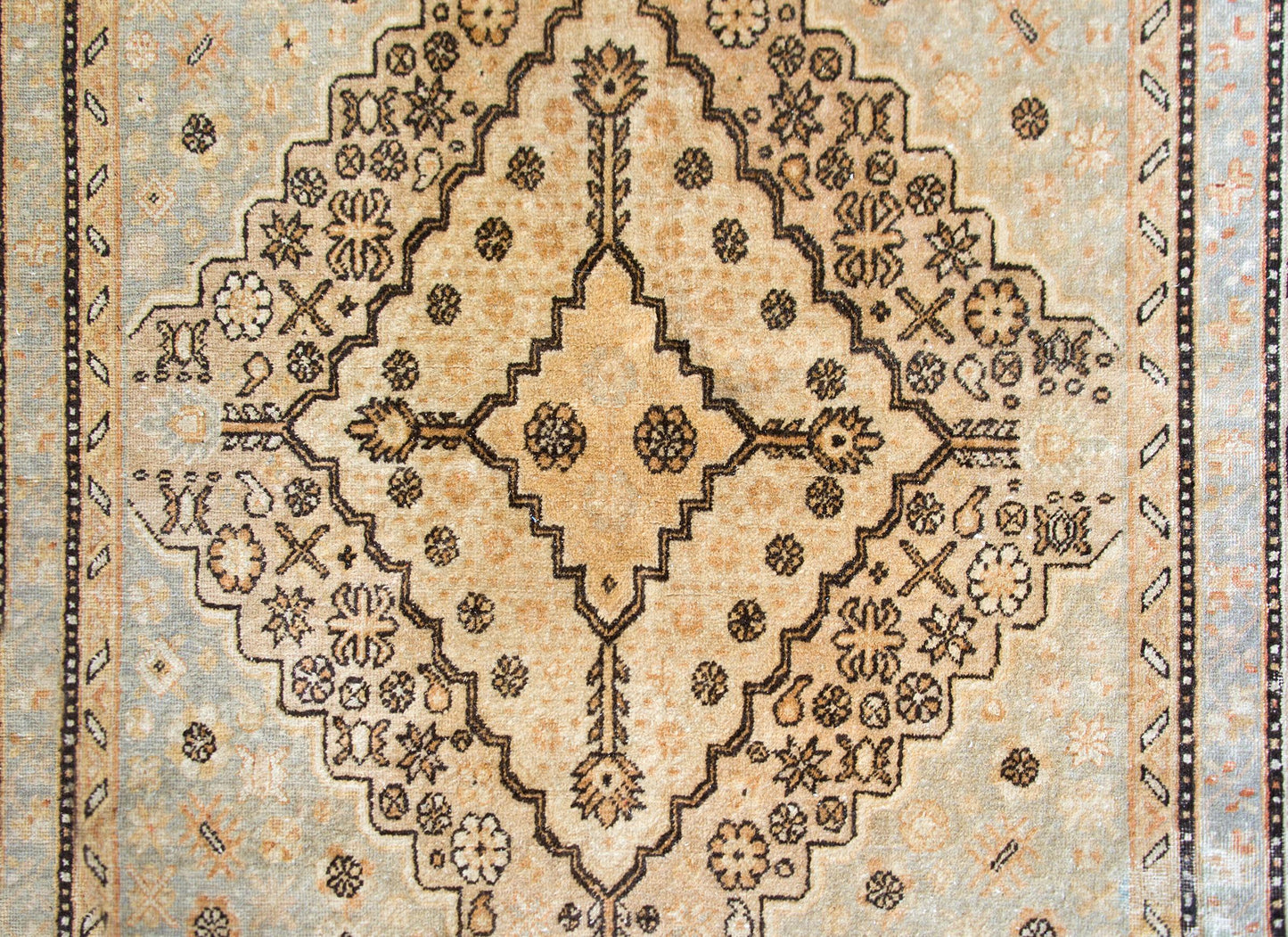 Early 20th Century Central Asian Samarghand Rug For Sale