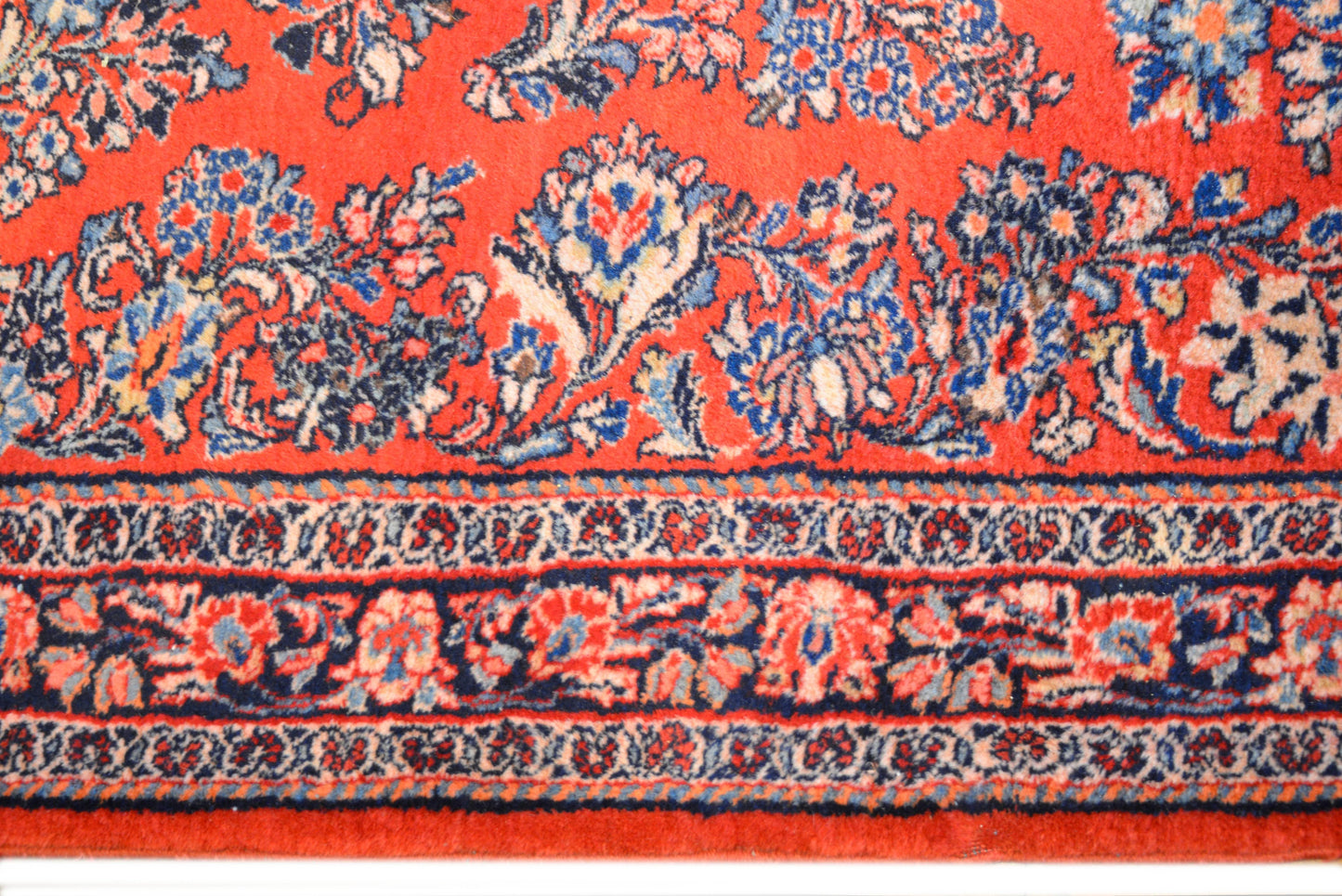 Wonderful Early 20th Century Persian Sarouk Rug For Sale