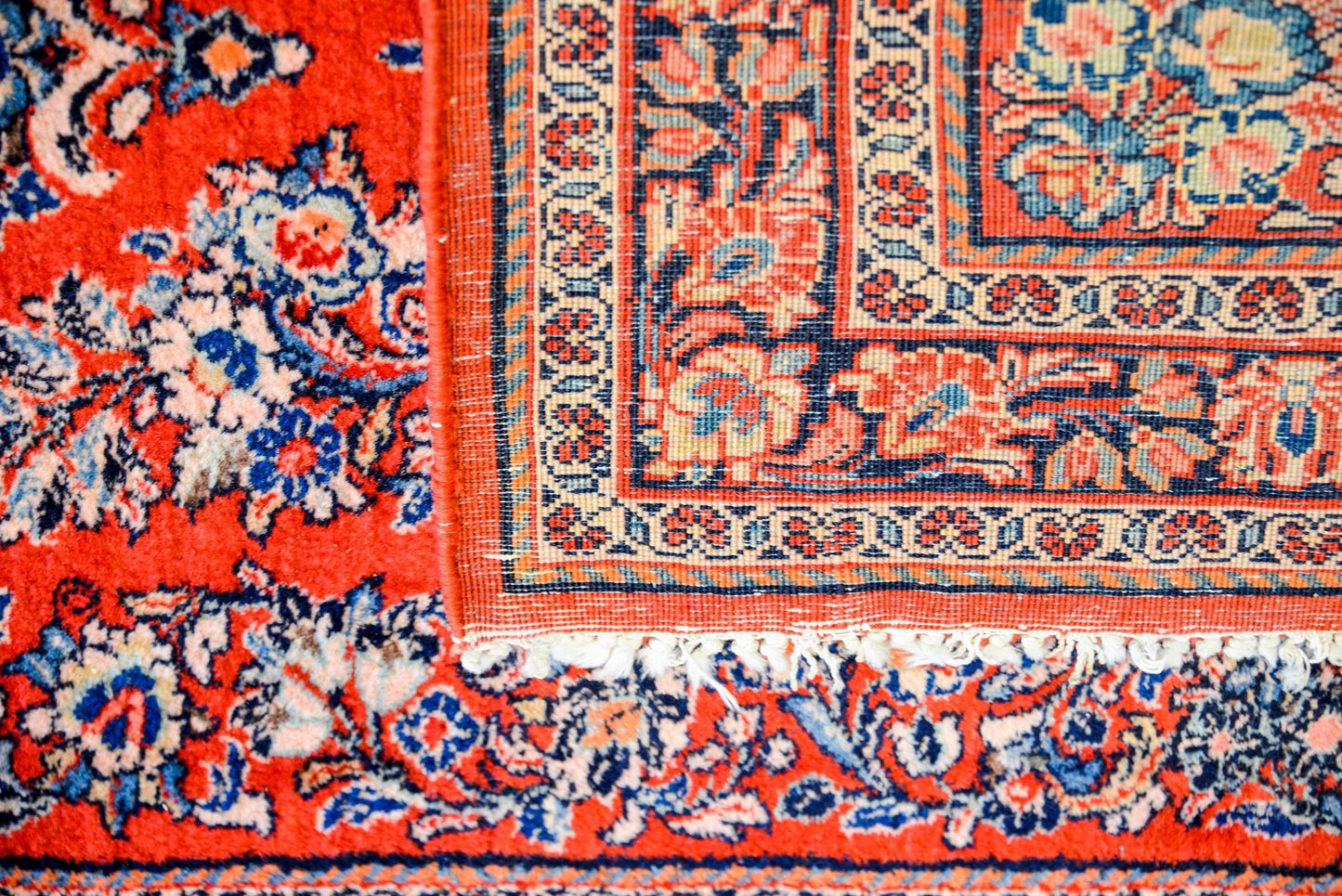 Wonderful Early 20th Century Persian Sarouk Rug For Sale