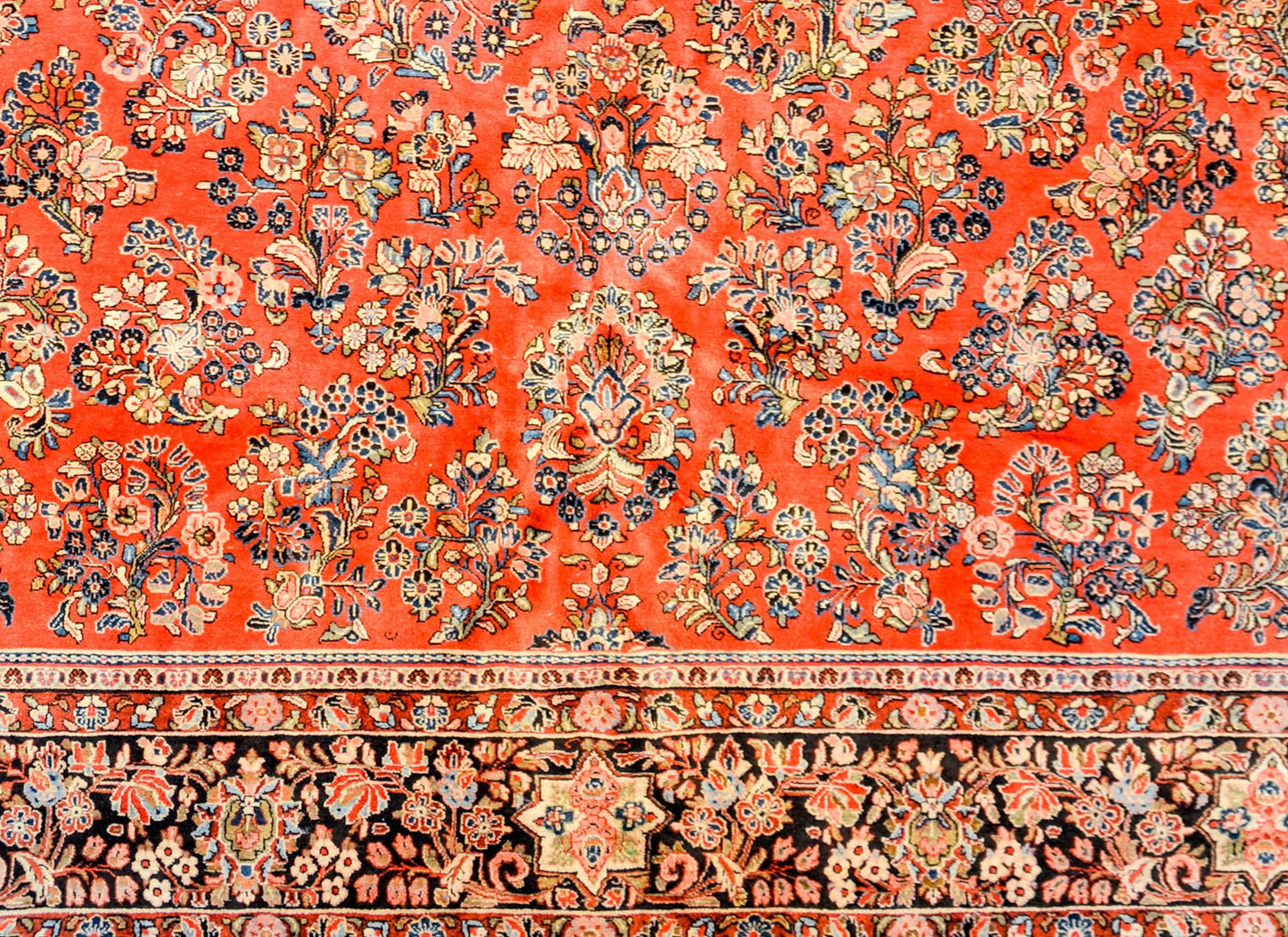 Wonderful Early 20th Century Sarouk Rug For Sale